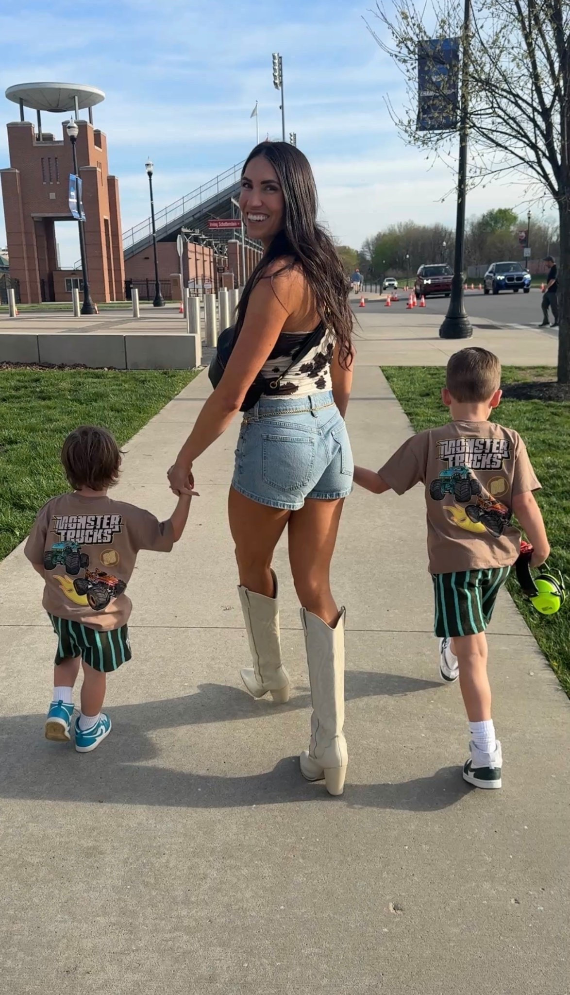 What I wore to monster jam 💖
Target top size small - love the cow print 
Abercrombie jean shorts size 27 
My boots are Steve Madden - linking similar #LTKFestival

#LTKootd #LTKdayinmylife