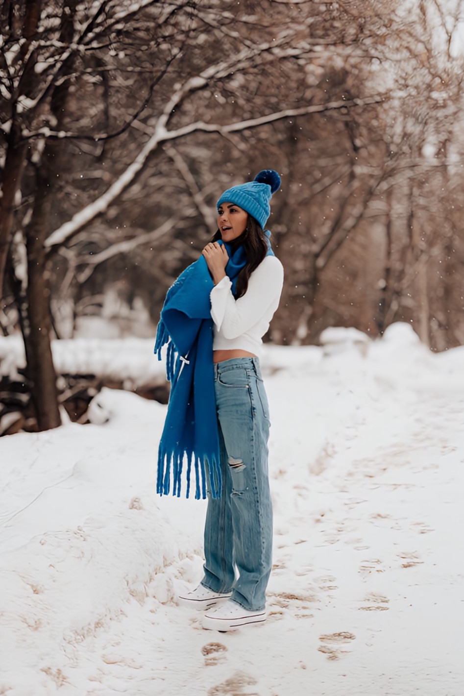 Winter Outfit: 
Gigi Pip Oversized Scarf & Beanie (Code: Kristin15) 
Hudson Lowrise Jeans 
Super soft sweater from H&M
 