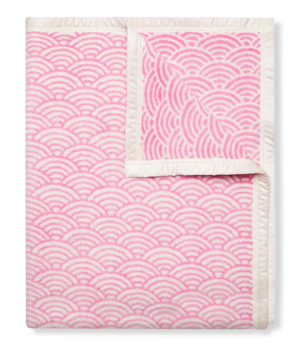 Brewster Scallops Light Pink Blanket | ChappyWrap