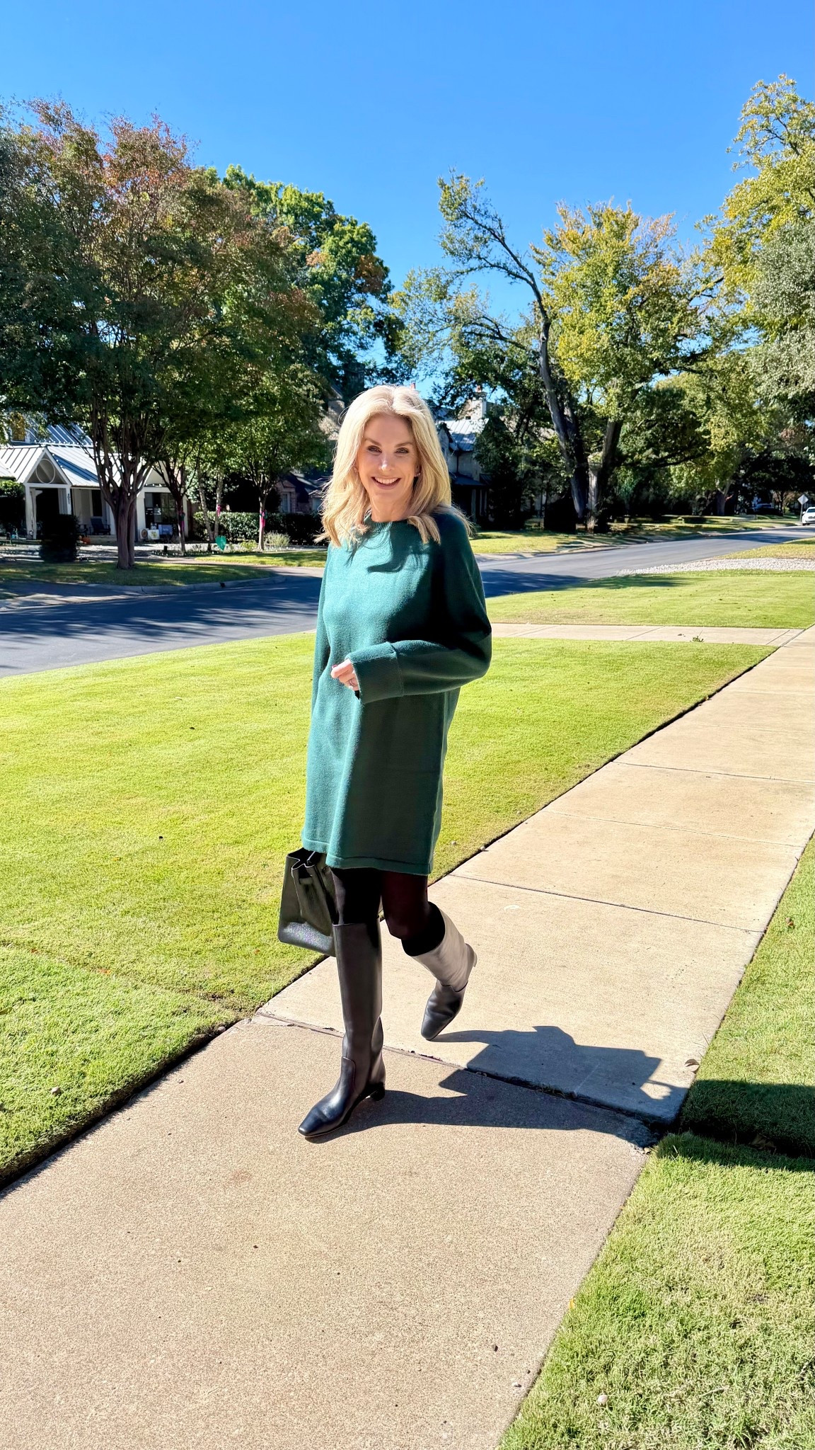 The perfect sweater dress for everyday! Size S  

#LTKOver40 #LTKFindsUnder100 #LTKSeasonal