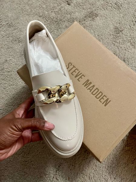 90s style loafers are back! Can’t wait to style these. 

Off white chunky loafer
Chunky loafer
Cream chunky loafer 




#LTKsalealert #LTKunder100 #LTKFind