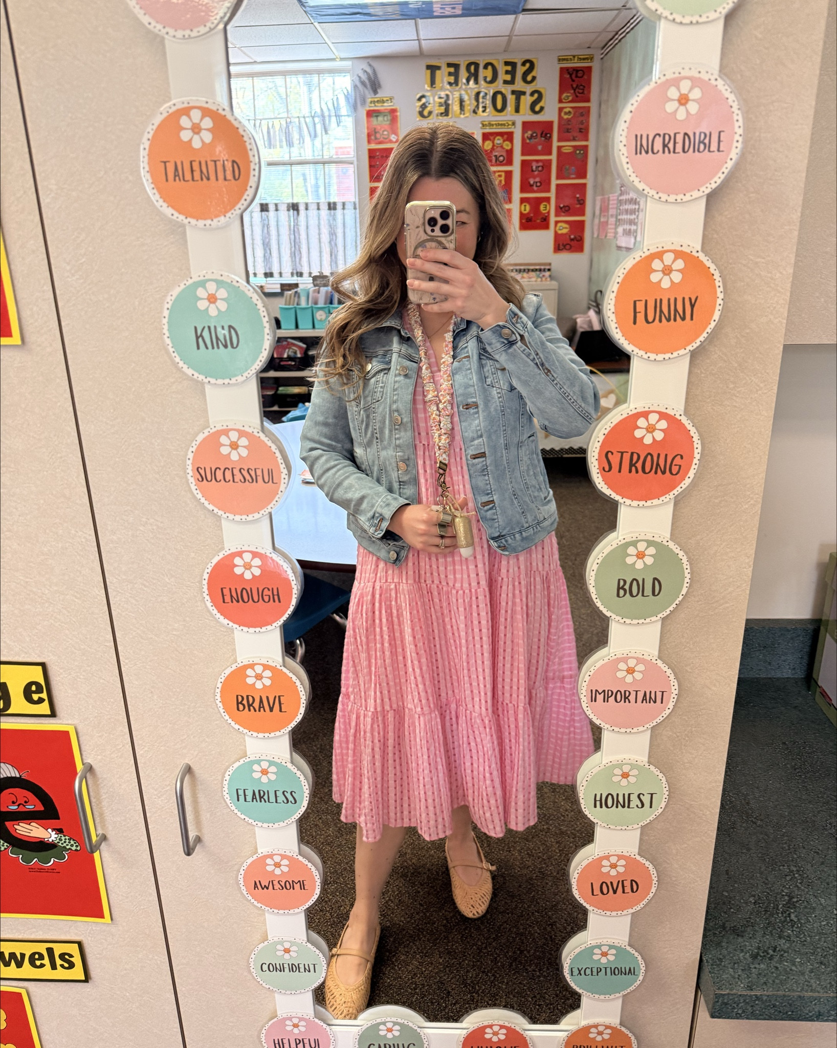 Teacher OOTD👩🏼‍🏫🌸

#LTKSeasonal #LTKootd #LTKgrwm