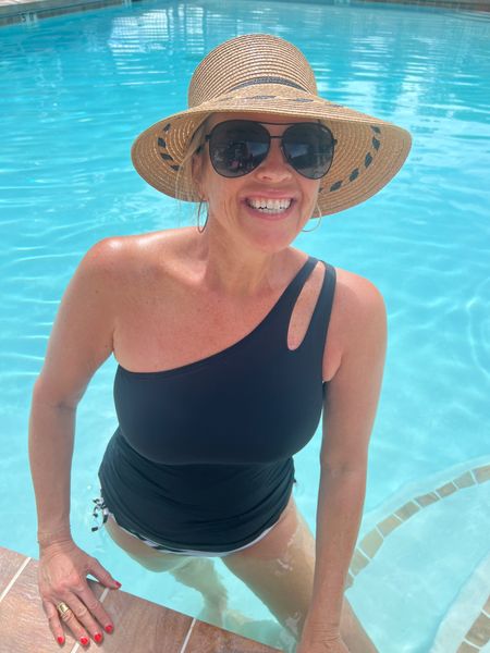Sale alert🚨under $29
Swimsuit old navy
Affordable and do cute
Fits tts

Quay sunglasses until sex 

SPF sunhat  cabana life  and so easy to travel with affordable $45 great quality

🚨 I linked a couple of there Sale hats.. so good $25-27  

#swimwear #oldnavy 

#LTKSaleAlert #LTKSwim #LTKTravel