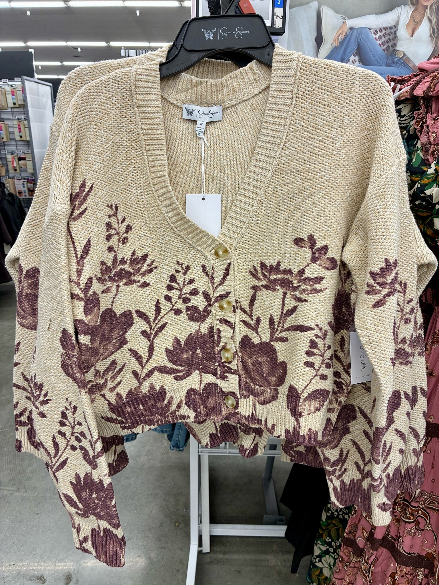 How gorgeous are the florals on this cardigan! So pretty!

#LTKdayinmylife #LTKSeasonal