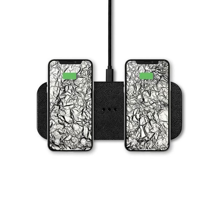 Courant Dual Wireless Charging Block | Mark and Graham