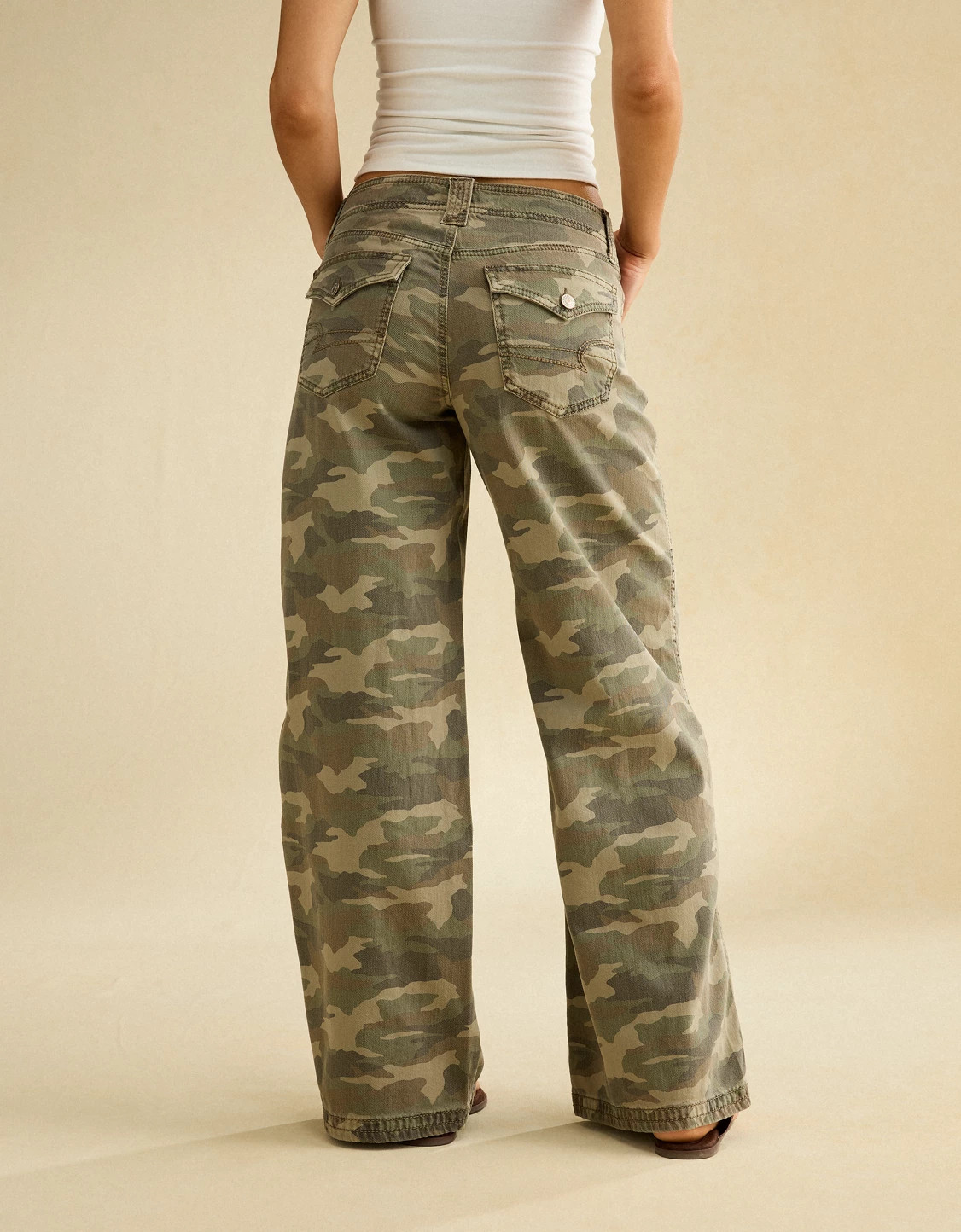 AE Low-Rise Ultra Wide-Leg Pant | American Eagle Outfitters (US & CA)