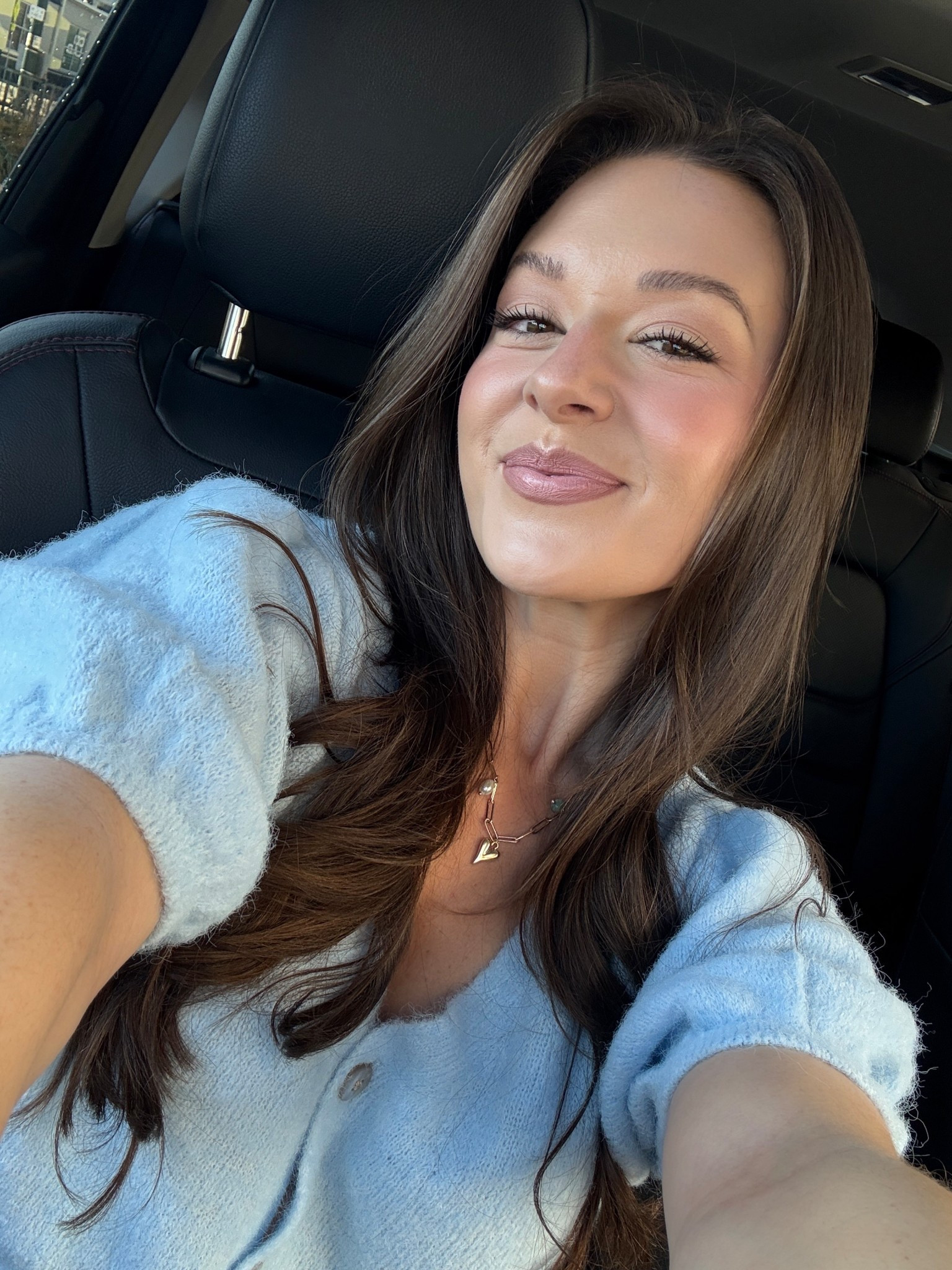 Soft glam makeup look 

#LTKgrwm #LTKBeauty