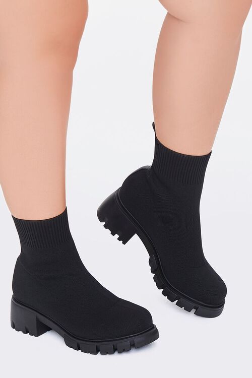 Lug-Sole Sock Booties (Wide) | Forever 21 | Forever 21 (US)