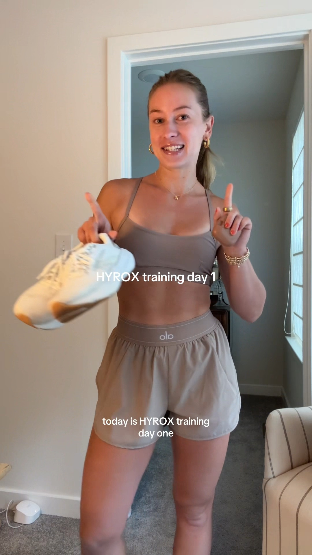 7/14/25 HYROX Training Day 1 – Alo Yoga Run Outfit


Kicked off HYROX training with a longer run and tried out a new Alo Yoga workout set — linking the shorts and sports bra I wore today. The fit is so supportive and comfortable for running, and I’m excited to keep testing this set throughout my training. Day 1 in the books!