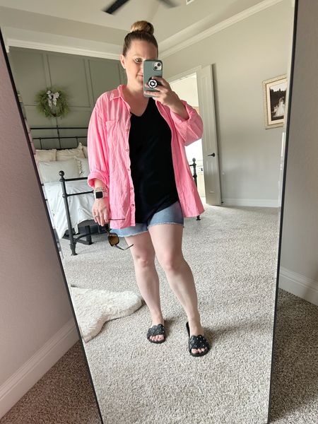 Yesterday’s Mid-Size Mom OOTD for a backyard BBQ. I love these Jean shorts!!! 

Shorts and sandals are TTS, I sized down one in the top and would recommend sizing down one in the button up (it’s supposed to be oversized but mines a little too oversized). 
My sizes and stature are in my profile for reference.

#LTKstyletip #LTKSeasonal #LTKcurves