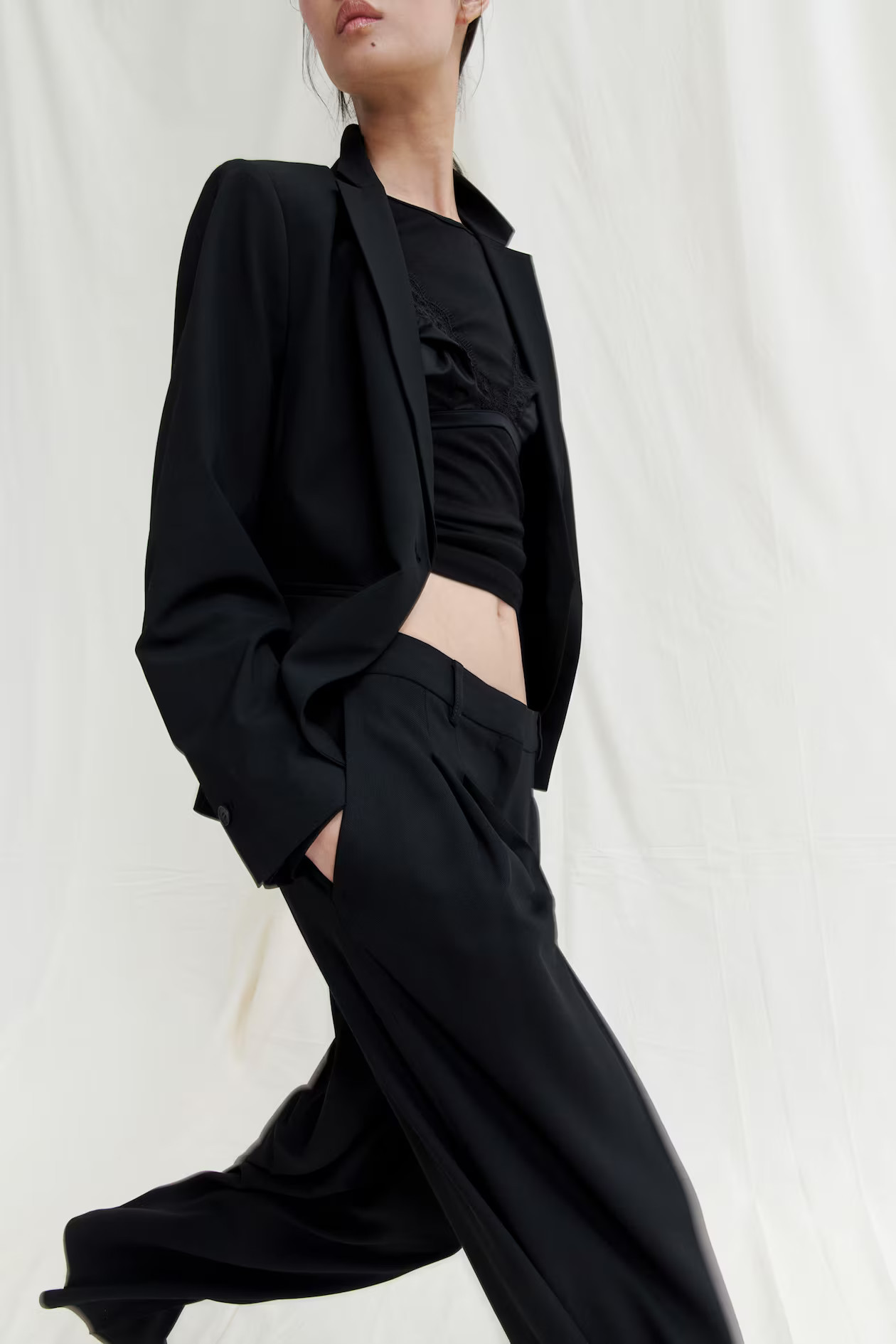 Taillierter Blazer - Schwarz - Ladies | H&M AT | H&M (DE, AT, CH, NL, FI)