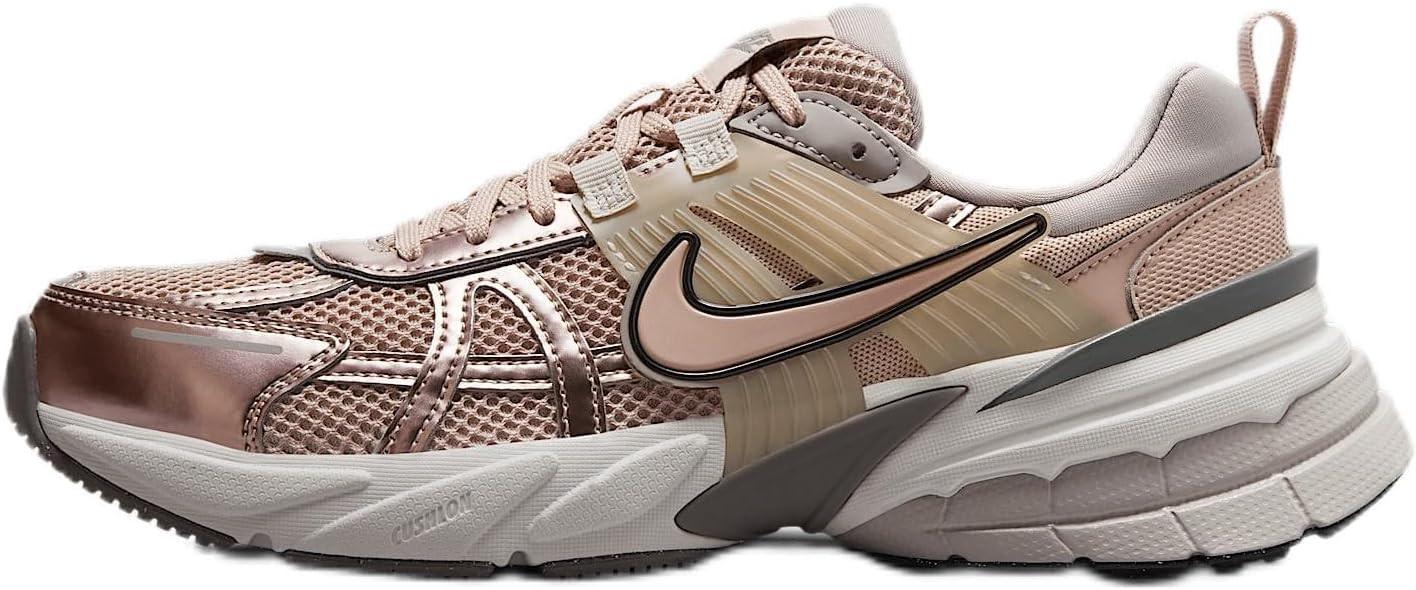 Nike Women's V2K Run Shoes | Amazon (US)