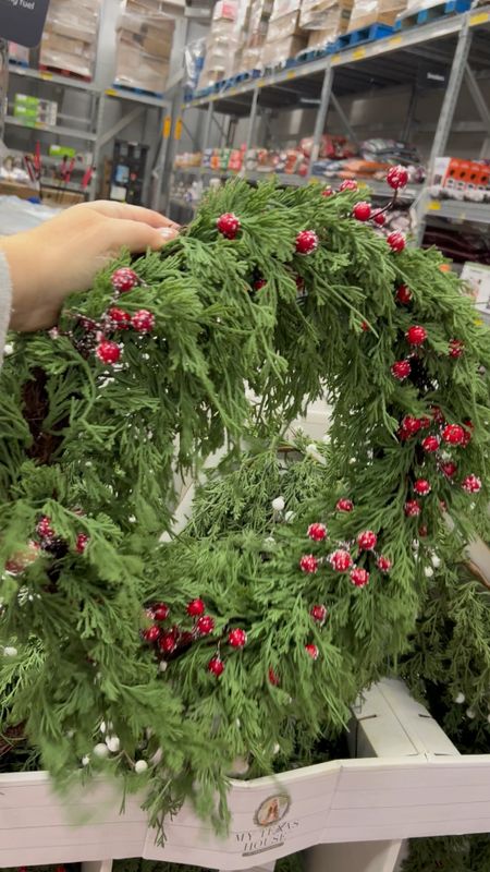 The most realistic wreaths and garlands I’ve seen yet! #mytexashouse 

#LTKSeasonal #LTKhome #LTKHoliday