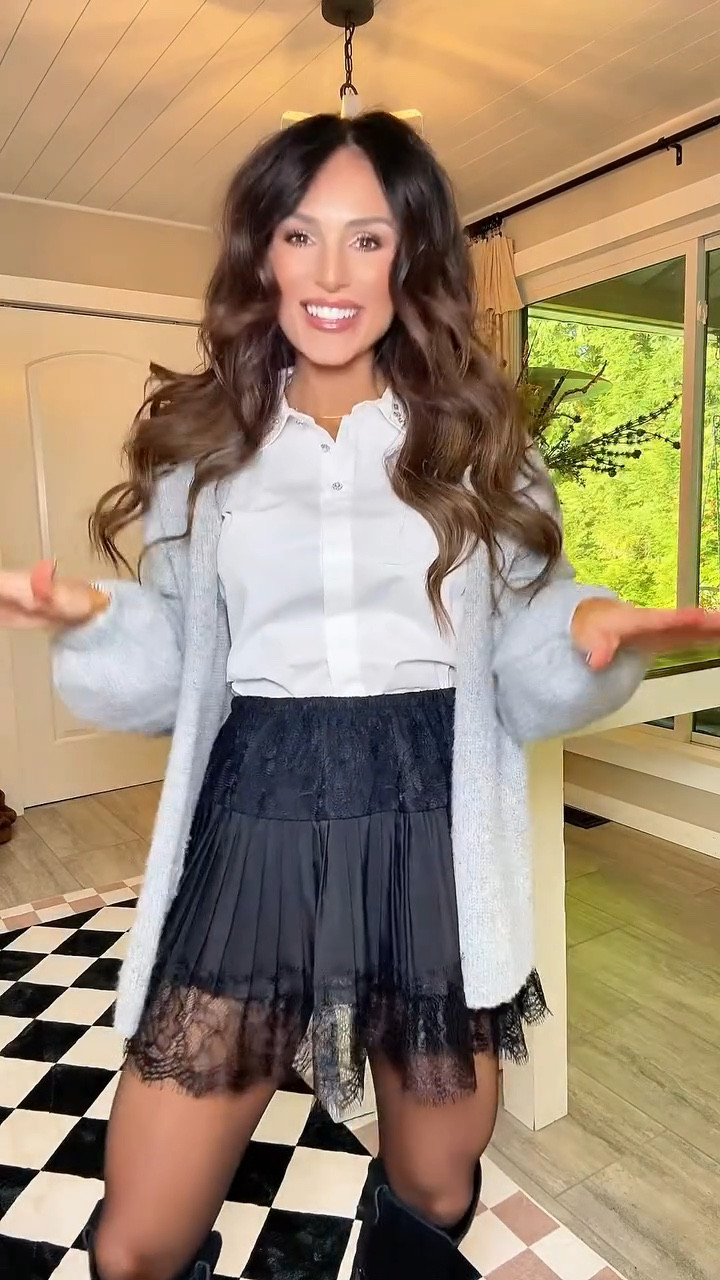 This lace skirt is literally everything. Comment “skirt” & I’ll DM you the outfit deets. 

#skirt #skort #ootd #grwm