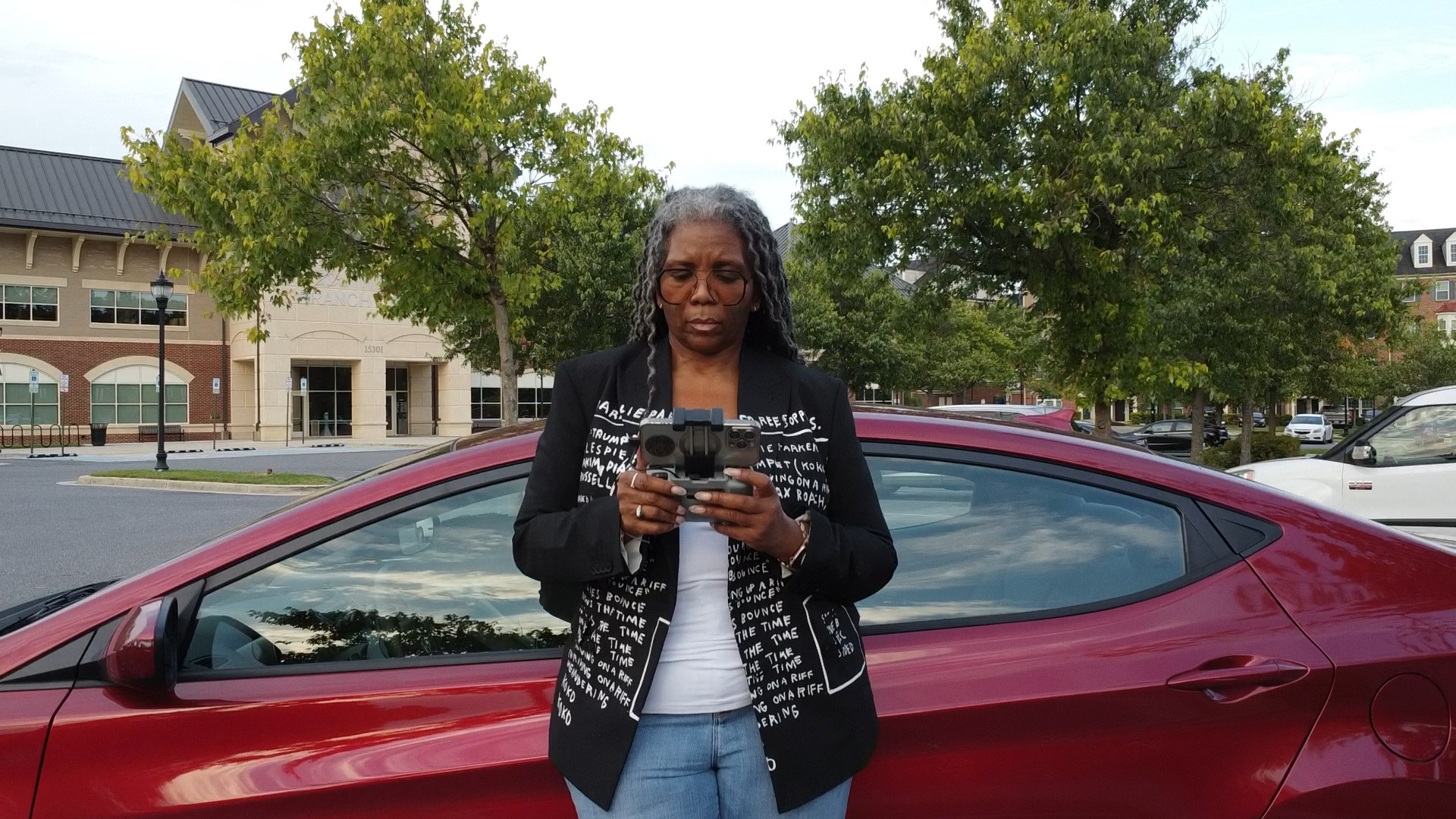 This drone is allowing me to share these pieces at all kinds of angles and I love that for us! This H&M jacket looks great paired with jeans and my fave tshirt, elevating this casual look 💙

#LTKFindsUnder100 #LTKStyleTip #LTKPlusSize