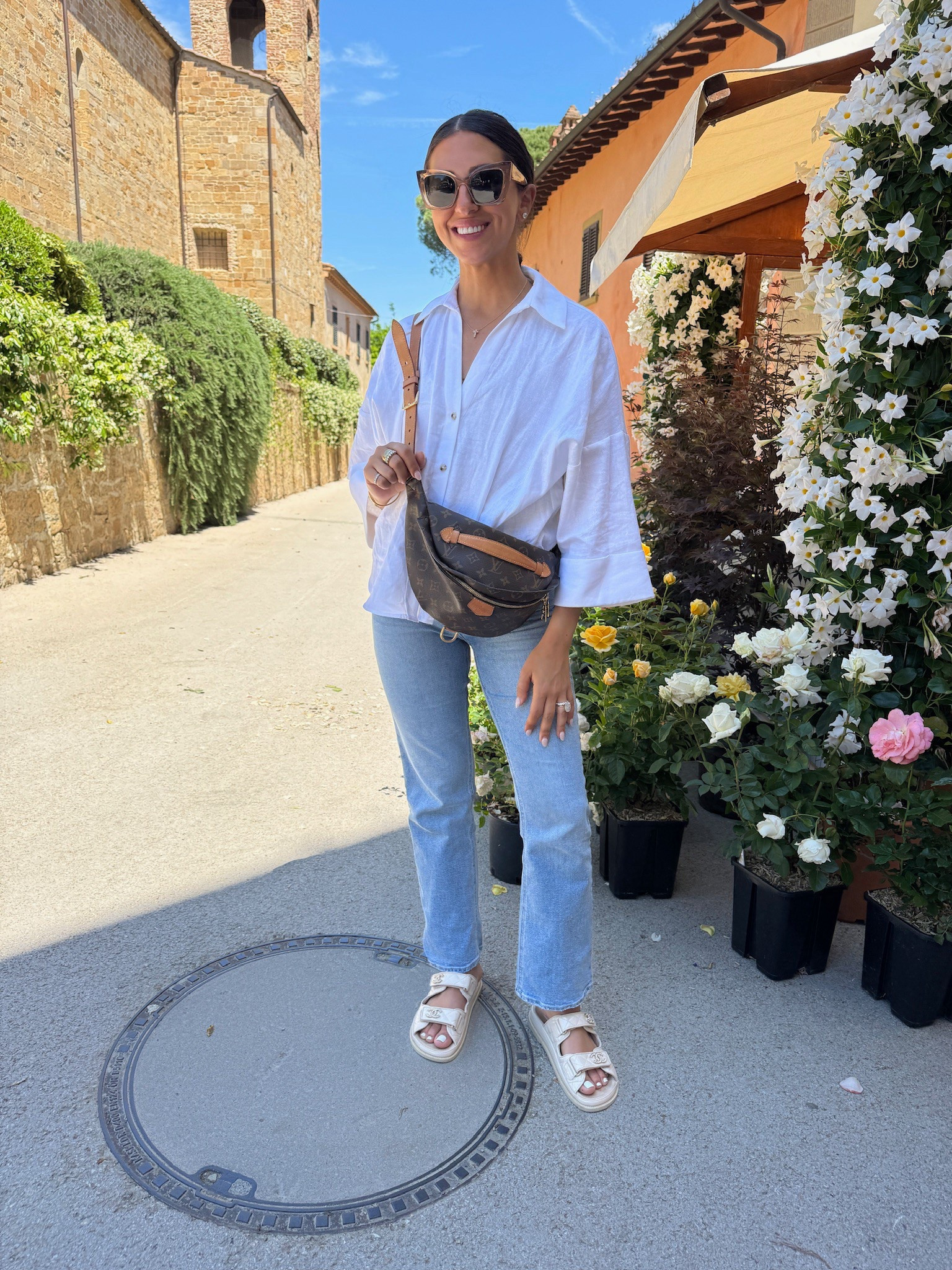 Top: small
Jeans: 26

Such a cute linen top! Easy outfit for running around town

#LTKSummerEdit #LTKStyleTip #LTKTravel