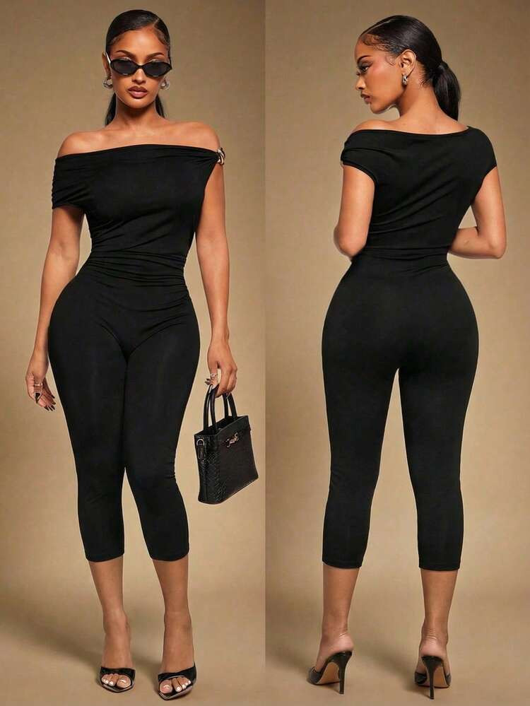 Radiana Sexy Casual Minimalist Black Asymmetrical Shoulder Jumpsuit, Gold Metal Buckle Decor, Casual Jumpsuit, Leisure Wear, Casual , Capri Jumpsuit, Tight Capri Pants, High Elasticity Knit Fabric, Silhouette, Suitable For Casual Outings, Shopping, Dates, Parties, Nightclubs, Cocktail Events, Urban, Commuting, Holiday Trips | SHEIN