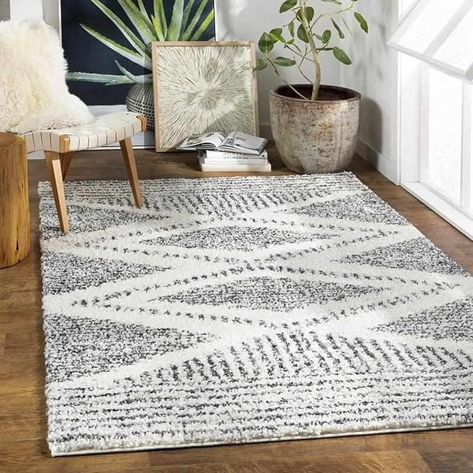 Mark&Day Area Rugs, 5x7 Gever Shag Charcoal Area Rug, White / Beige / Black Carpet for Living Roo... | Amazon (US)