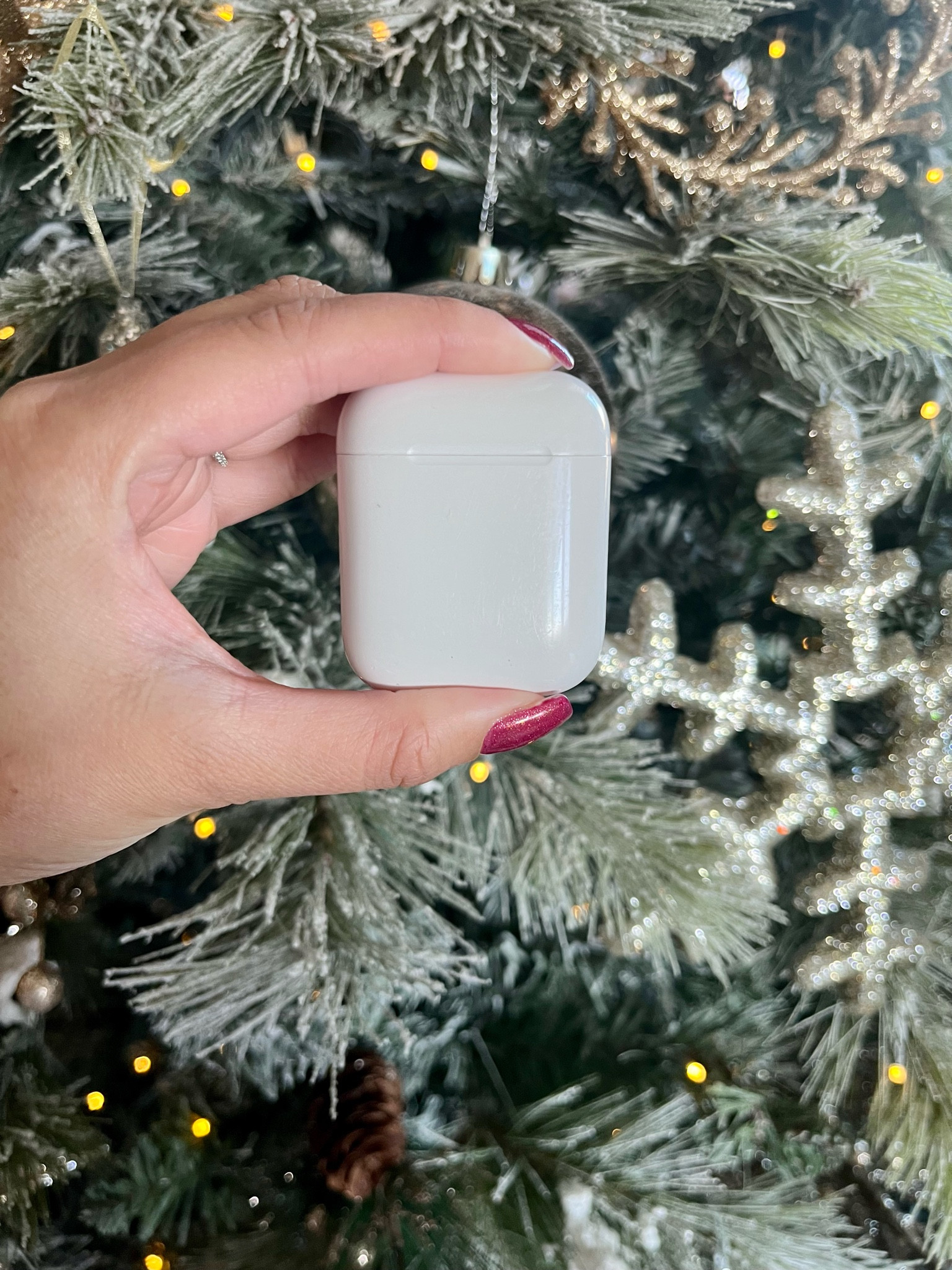 Gift guide for him or her 🎵 

#LTKHoliday #LTKfitness #LTKGiftGuide