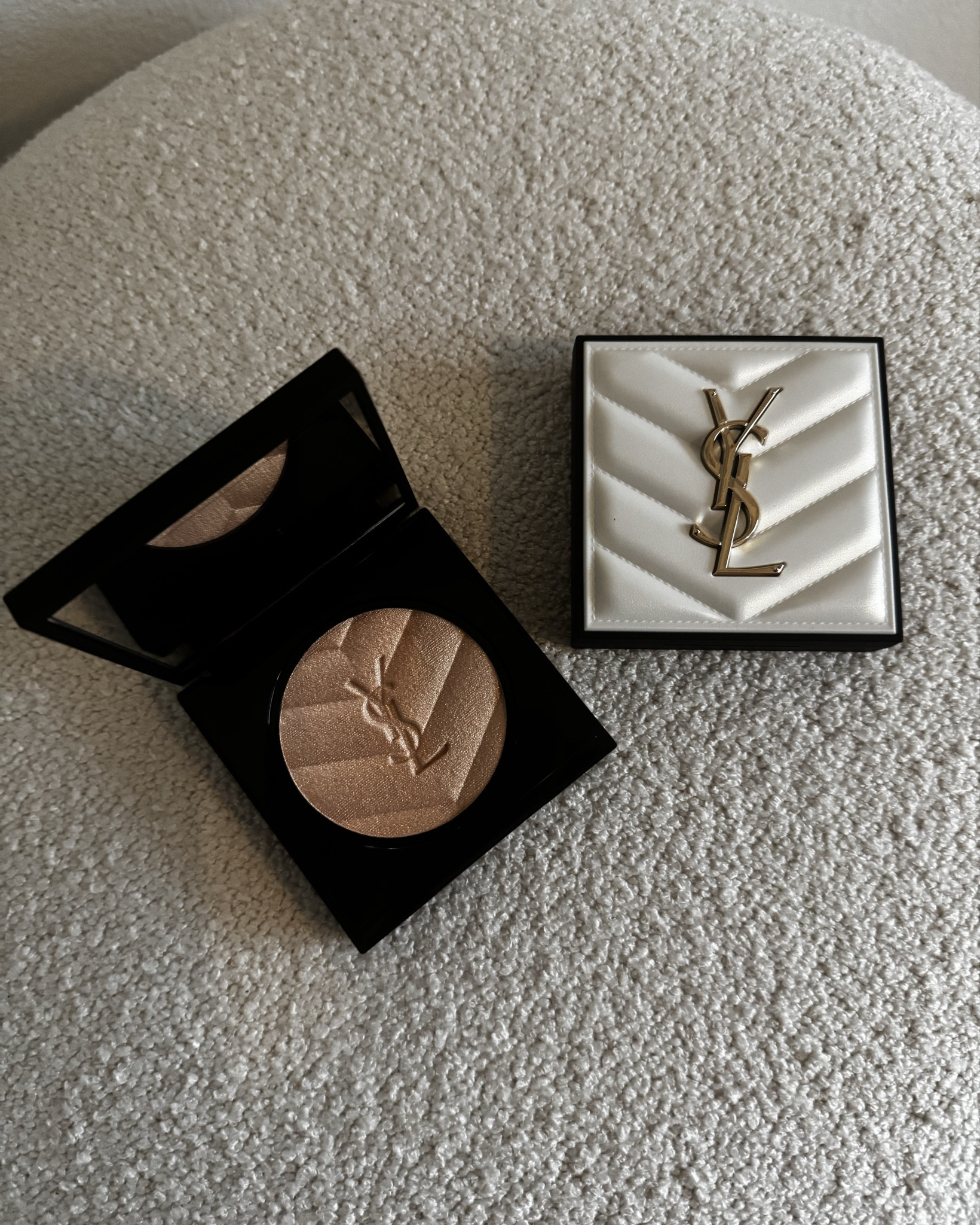 YSL All Hours Hyper Luminize Highlighter: Hypnotic Honey and Rosy Sand ✨

AN ULTRA-CREAMY POWDER IN A COUTURE CLUTCH. POWERED BY LIGHT-REFLECTING MICRO-PEARLS AND INFUSED WITH HYALURONIC ACID & NIACINAMIDE FOR 12 HOURS OF A WEIGHTLESS ETHEREAL GLOW THAT MELTS INTO SKIN. 

#GIFTEDBYYSLBEAUTY 
#YSLBEAUTYHIGHLIGHTER

#LTKBeauty