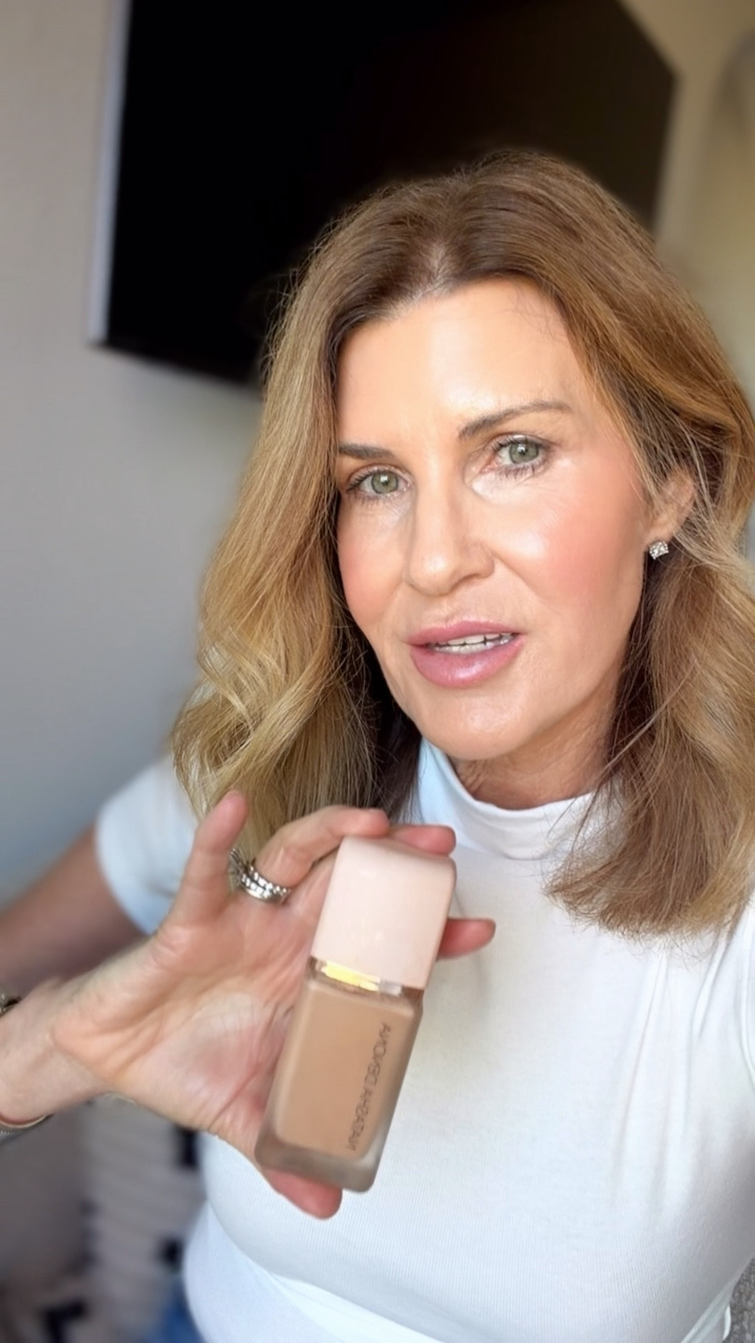 Loving the @natashadenona foundation. Great for all skin types. Blurs! Up to 18 hours wear! 52 shades (I wear N6 light medium neutral)! Hydrati bf! Creaseless coverage! Looks like skin! #ad 

#LTKOver40 #LTKBeauty