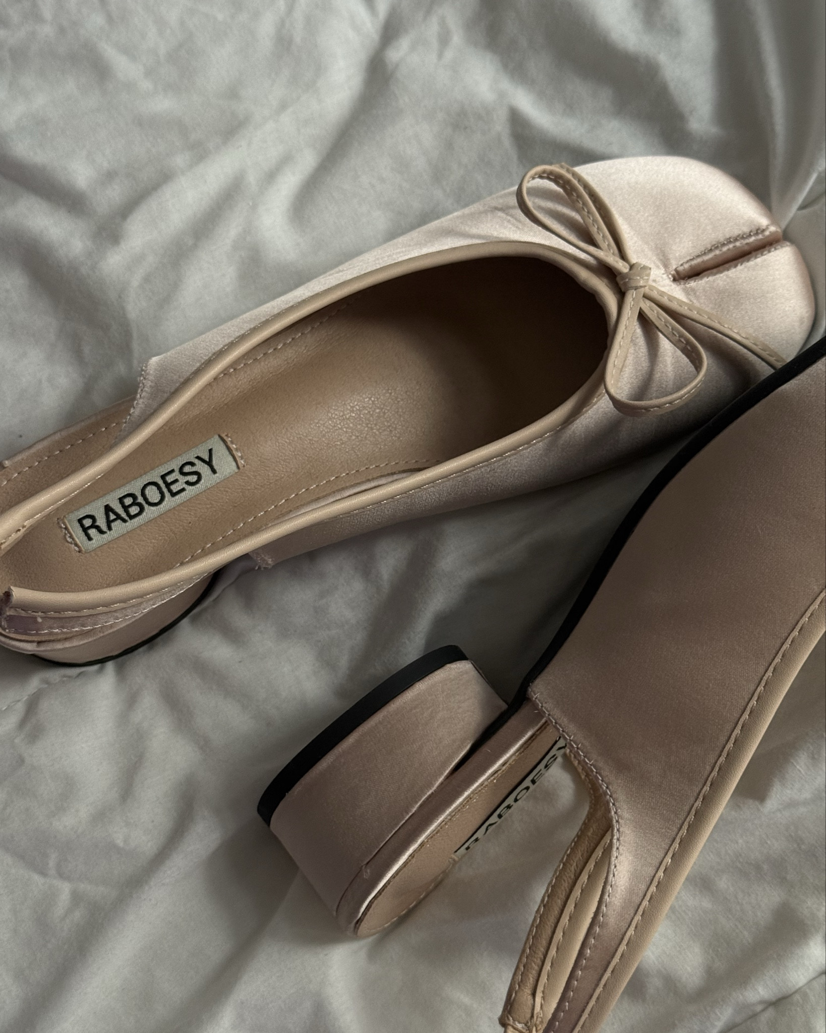 Affordable Tabi shoes
Super trendy specially in Winter 

https://tr.ee/xkzuF1

#LTKeurope #LTKwinter #LTKdeutschland