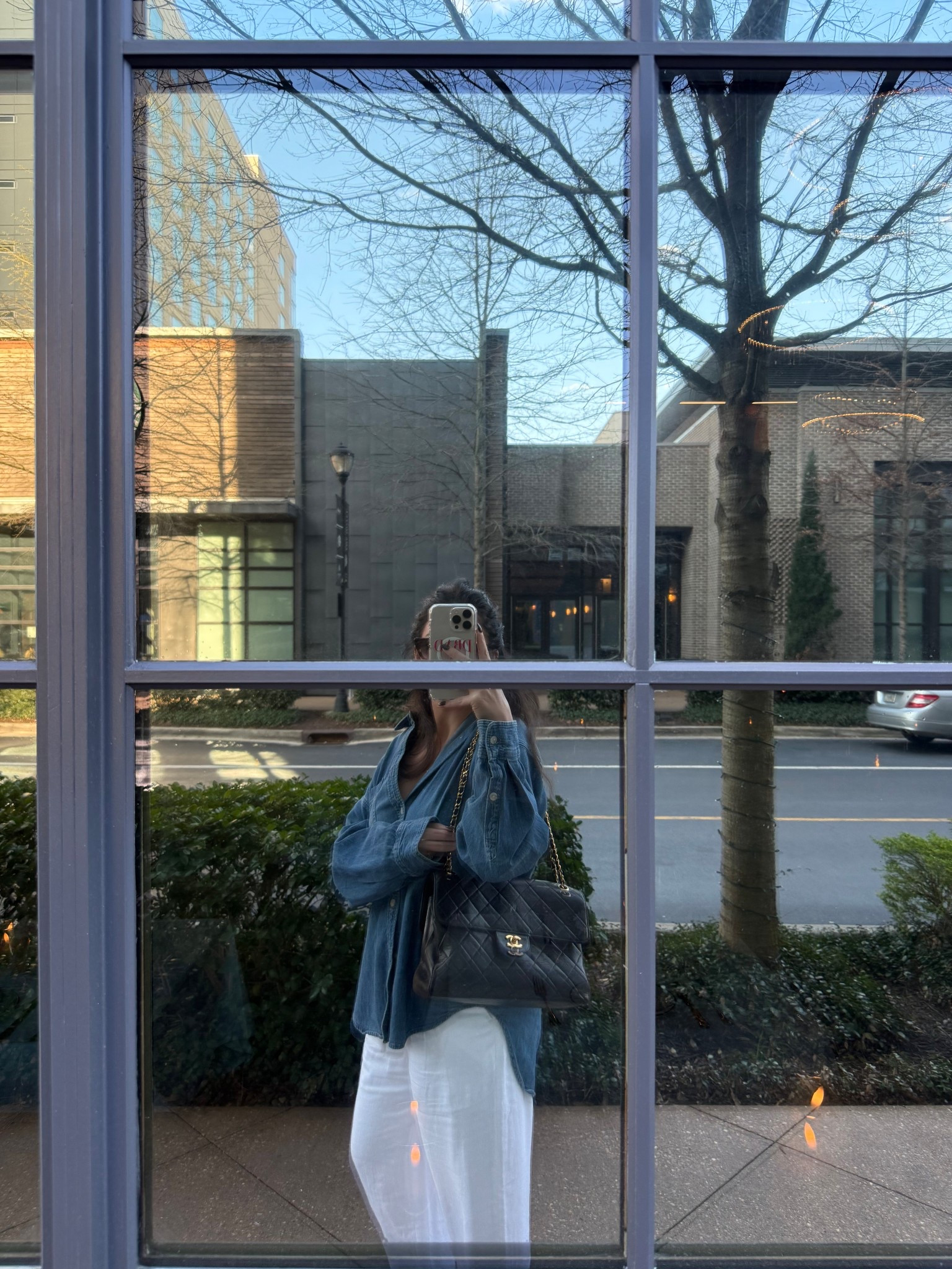 Outfit of the night in this beautiful weather! Code GBCLARK for designer bag membership. 
Pant in 28 