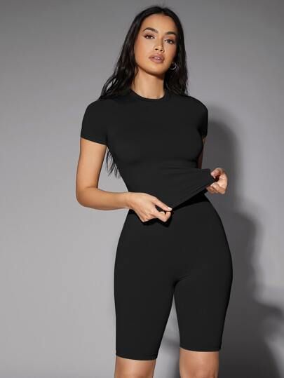 SHEIN BAE Solid Fitted Tee | SHEIN
