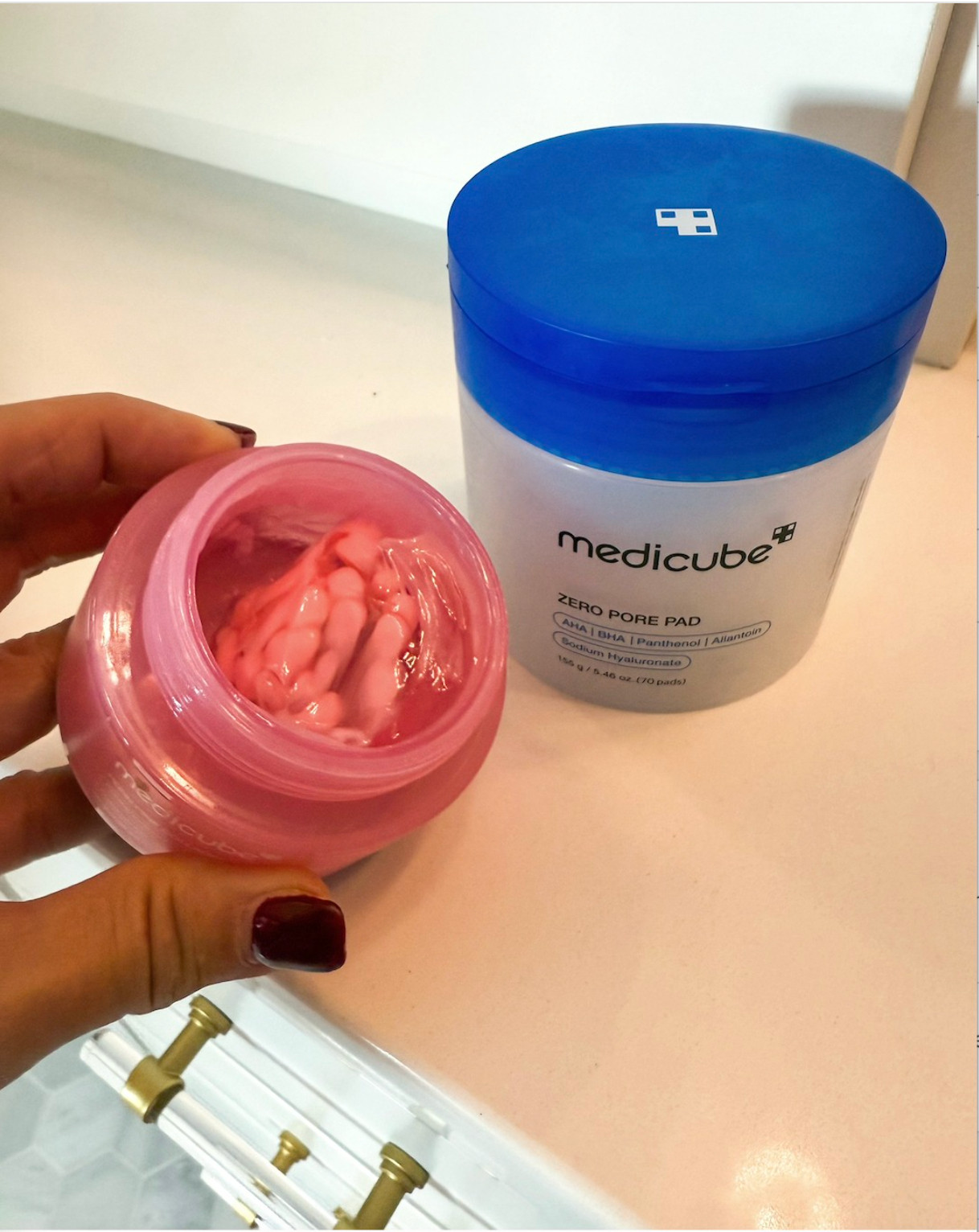 BF Deals! These 2 products are the best thing that I have done for my skin in YEARS. The Medicube Zero Pore Pads are now 𝟱𝟱% 𝗼𝗳𝗳 𝗮𝗻𝗱 𝗷𝘂𝘀𝘁 $𝟭𝟯.𝟵𝟬 and the Medicube Collagen Jelly Cream- Niacinamide & Freeze-Dried Hydrolyzed Collagen is 3𝟱% 𝗼𝗳𝗳 𝗮𝗻𝗱 𝘂𝗻𝗱𝗲𝗿 $𝟭𝟬 - these are INCREDIBLE!

@LTK #liketkik #ad @amazon #WinterFavorites2025 #founditonamazon 

 