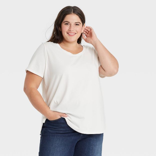 Women's Plus Size Short Sleeve Essential Relaxed Scoop Neck T-Shirt - Ava & Viv™ | Target