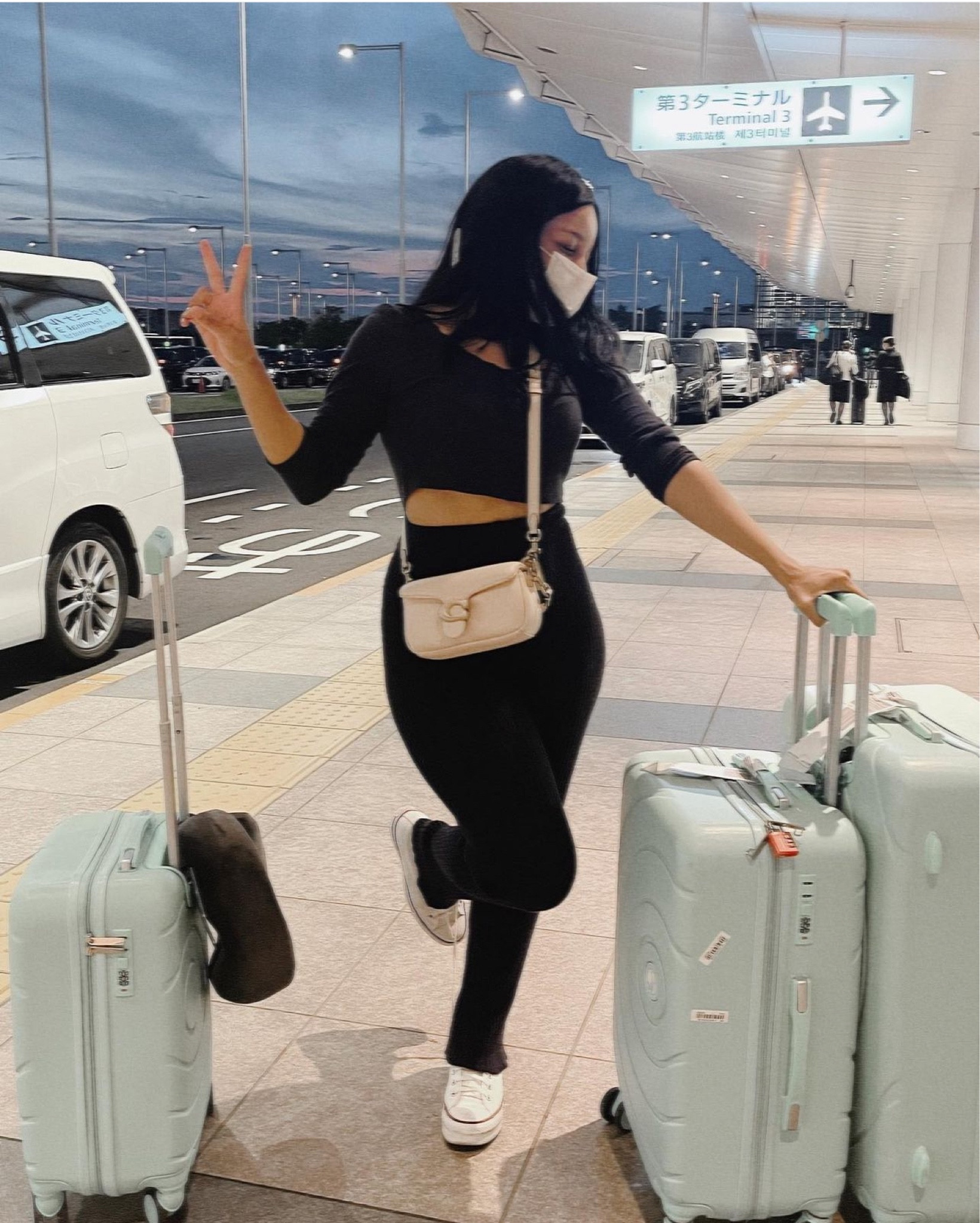 MALA DE BORDO | VIAGEM INTERNACIONAL 

#LTKAsia #LTKtravel #LTKbrasil