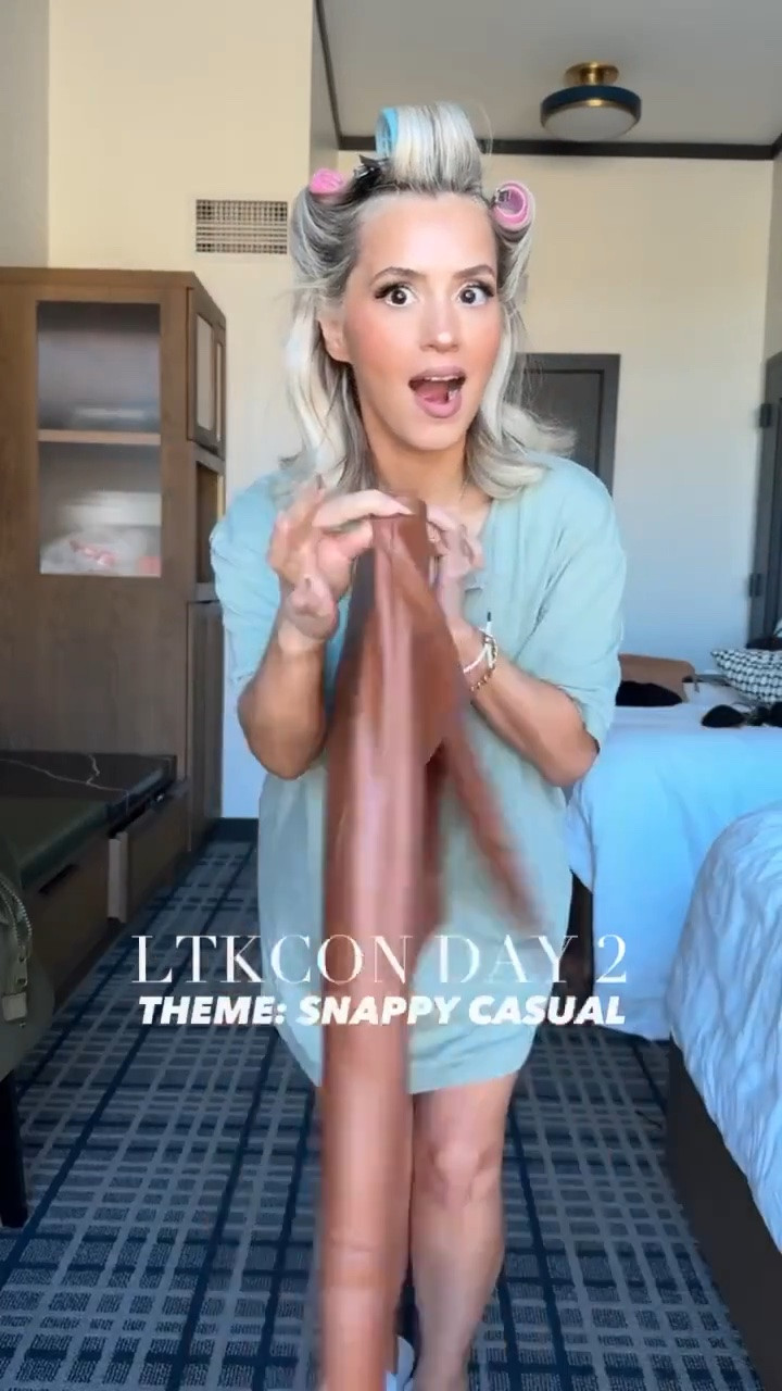 Obsessed with this skirt! Under $100 and has the perfect amount of stretch. Wearing size XS! 

Exact turtleneck is so old buttttt get yourself the linked turtleneck + add the shoulder pad inserts 😮‍💨 for a more structured elegant look!

#LTKgrwm #LTKootd #LTKU