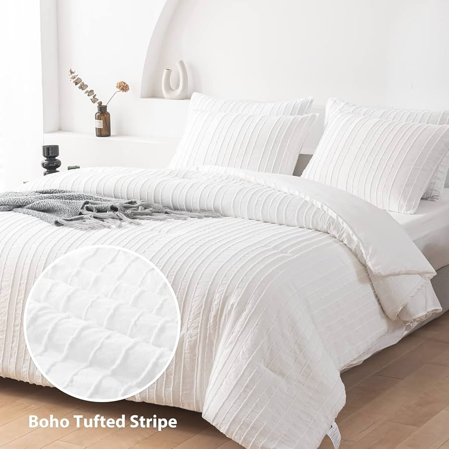 WARMDERN White Comforter Set Queen Size Soft Bedding Sets Boho Striped Pattern Lightweight Comfor... | Amazon (US)