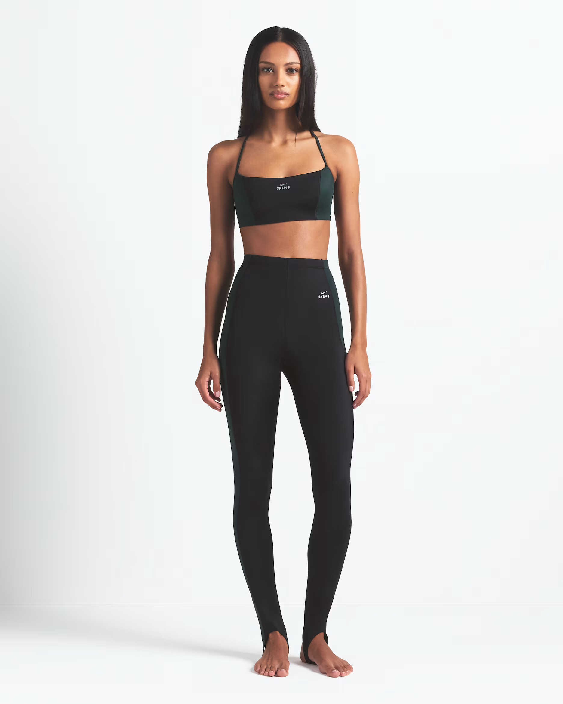 NikeSKIMS Shine Women's High-Waisted 26" Stirrup Leggings with Drawcord | Nike (US)