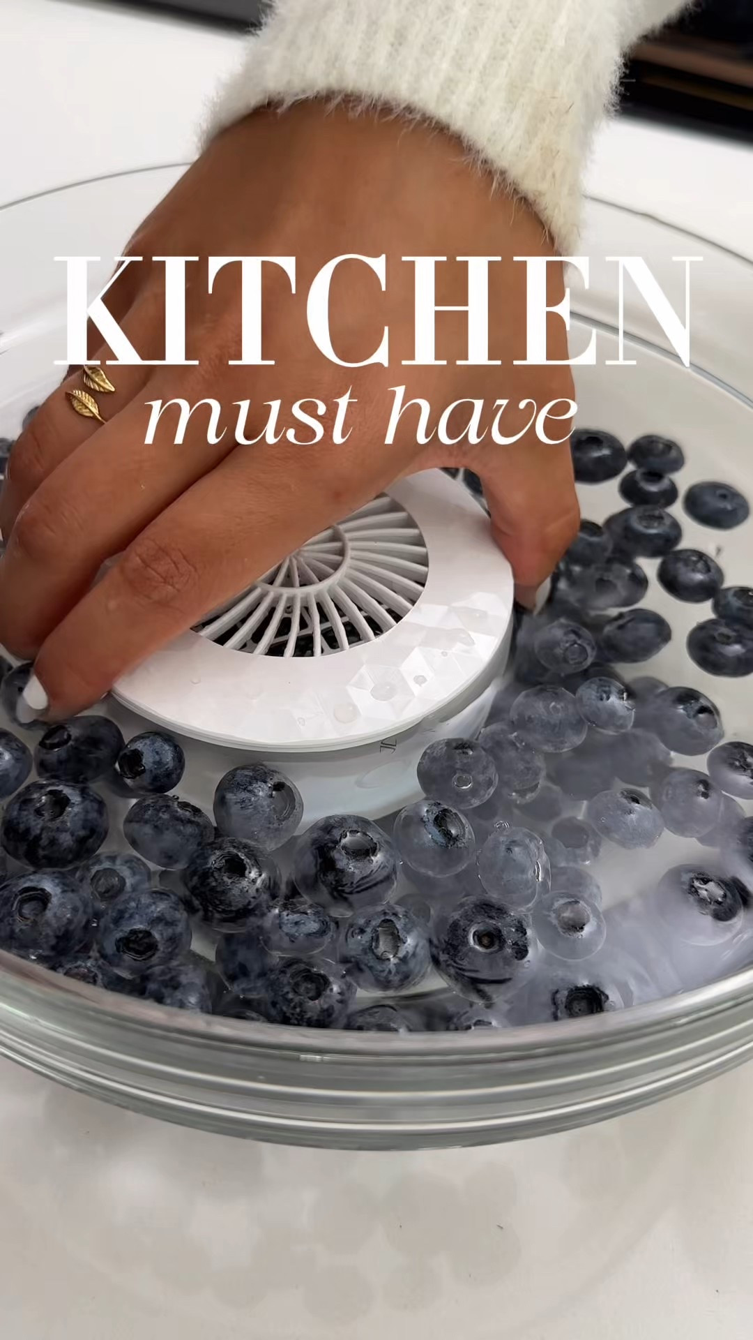 This is one of those simple kitchen upgrades that improves your daily life 🍓 say CLEAN if this is something you would find useful and I’ll send you the details 

This kitchen hack has completely changed how I wash my produce 🥬✨ This fruit and vegetable washing machine makes cleaning fruits and veggies feel effortless and way more thorough than a quick rinse under the sink. 

You just drop everything in water, turn it on, and let it do the work by helping remove residue, dirt, and buildup you cannot see. It is perfect for anyone who eats a lot of fresh produce and wants that extra peace of mind before storing or prepping meals 🍓🍋

#kitchenhack #healthyhome #produceprep #homeessentials #amazonfinds