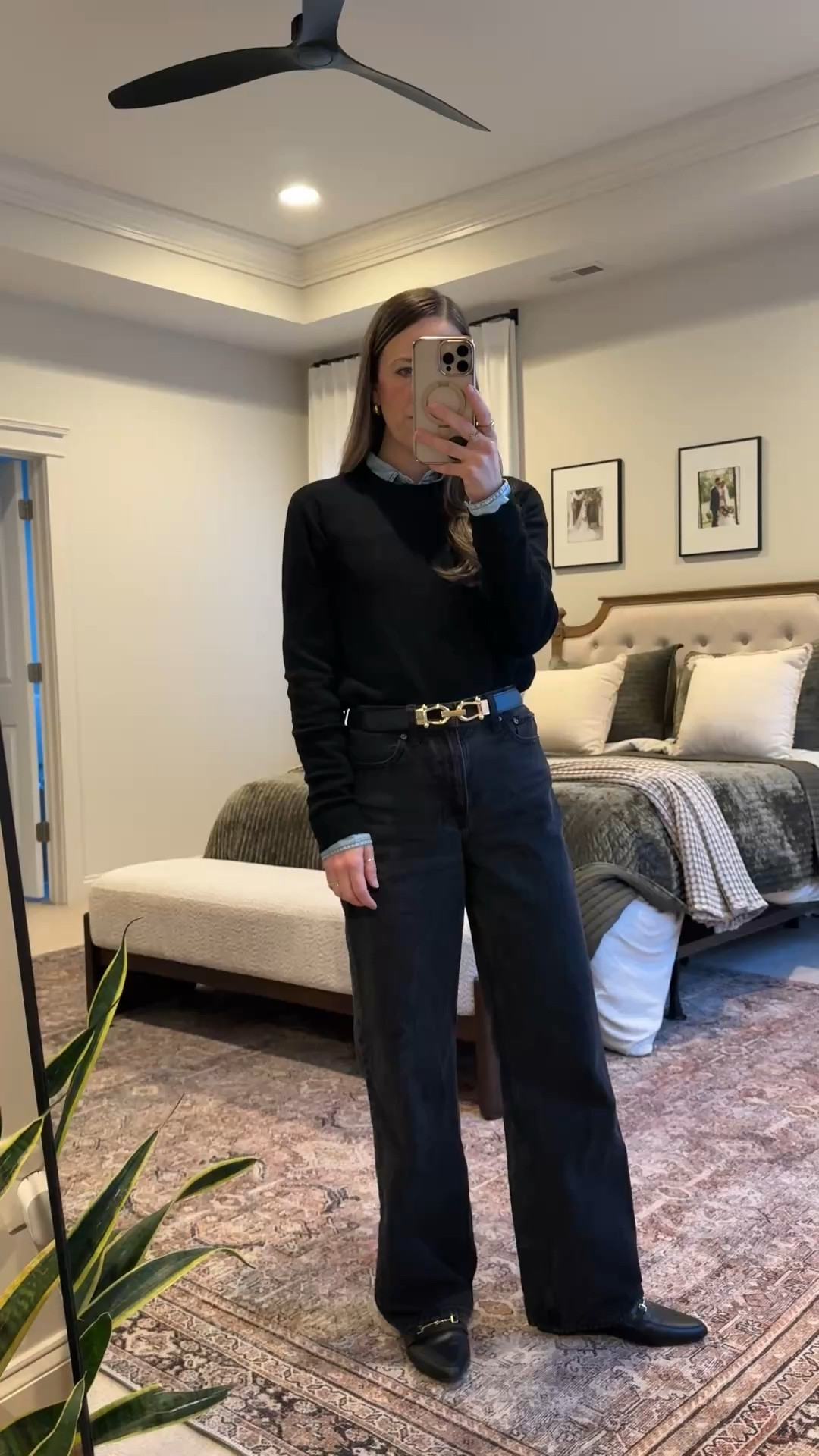 Classic Black + Business Casual Outfit 🤍

• Amazon lightweight sweater
• Target chambray button down (layered underneath)
• Abercrombie high rise loose jeans (25R)
• Amazon belt
• Amazon mules

This is one of my favorite outfit formulas: sweater + chambray layer + high-rise denim.

The chambray collar peeking out instantly makes it feel intentional. The black sweater keeps it sleek, and the wide-leg denim balances everything out.

For reference:
I’m 5’4” wearing 25R in the Abercrombie high rise loose jeans.

Perfect for:
• Casual chic mom outfits
• Black sweater outfit
• Chambray layering outfit
• Wide leg jeans outfit
• Capsule wardrobe basics
• Elevated everyday style
• Mom uniform outfit ideas

Simple pieces. Smart layering. Classic silhouette.



#LTKWorkwear #LTKootd #LTKgrwm