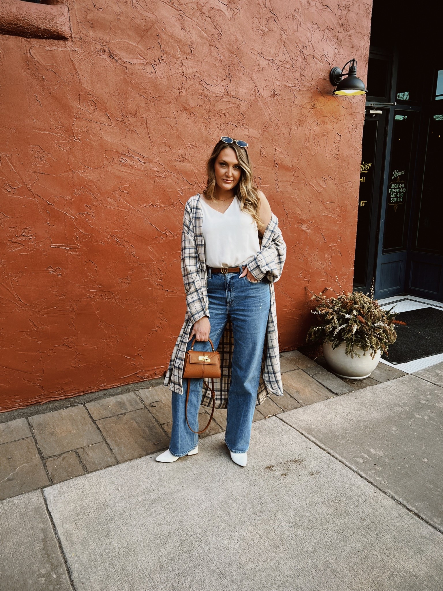 nothing better than jeans and a white top! 

#LTKStyleTip #LTKMidsize #LTKSeasonal