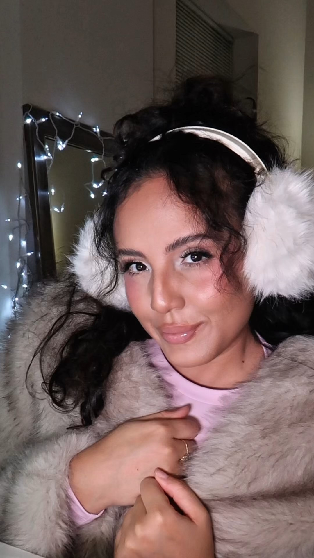 Cold girl makeup 

#LTKBeauty #LTKSeasonal #LTKgrwm