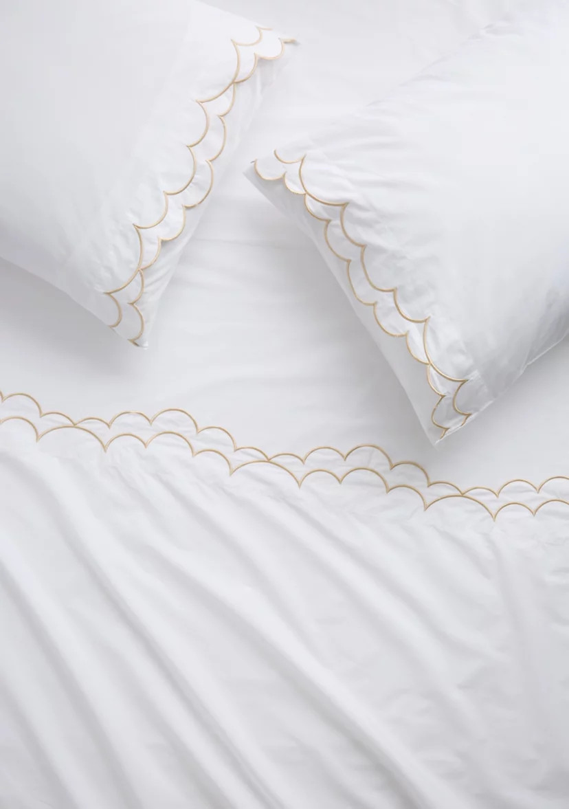 300 Thread Count Scallop Embroidered Sheet Set | Belk