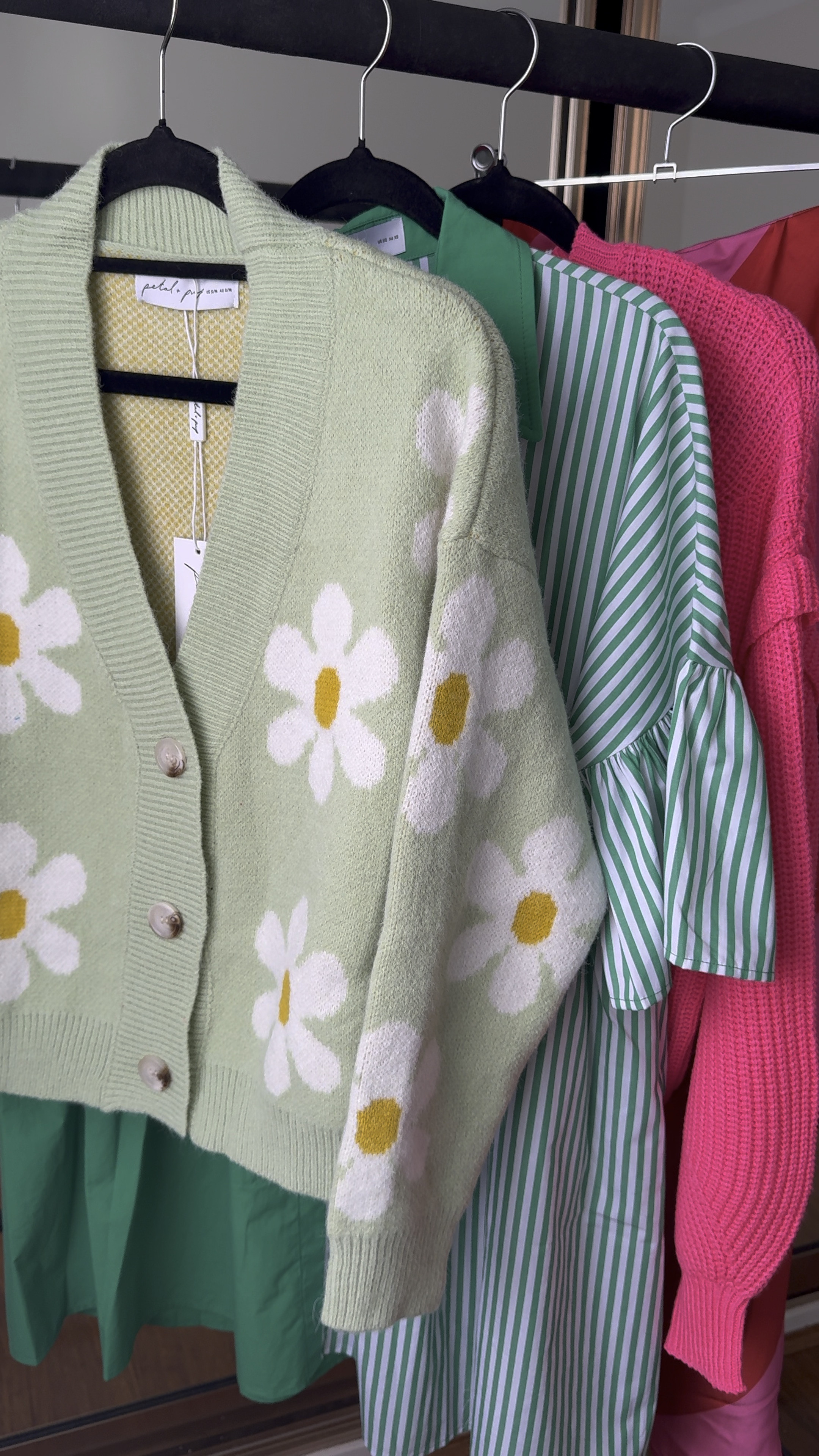 Petal and Pup buys! Embracing vibrant hues and patterns, steering clear of black this season!

#LTKaustralia #LTKfindsunder100 #LTKSeasonal