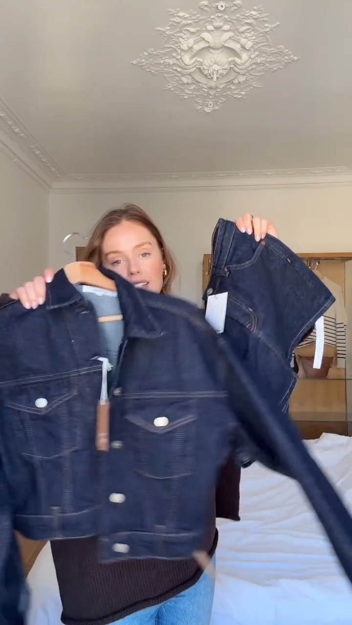 Today’s Parisian outfit to go and sit for 6 hours at a French cafe in