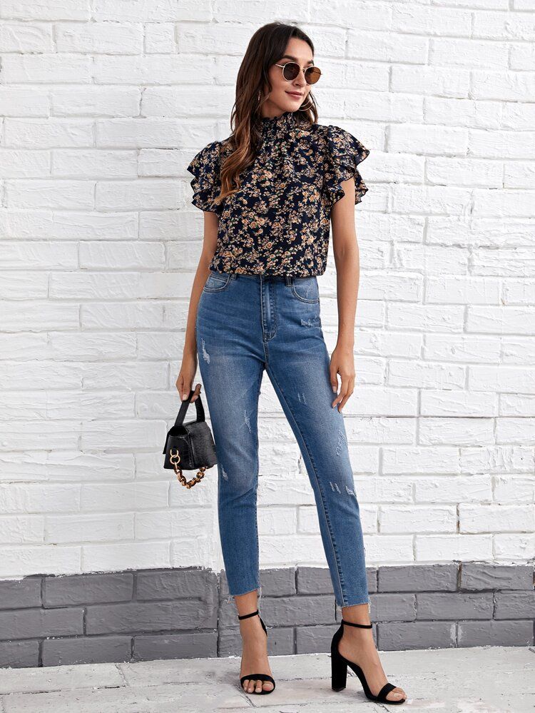 SHEIN Butterfly Sleeve Ditsy Floral Top | SHEIN
