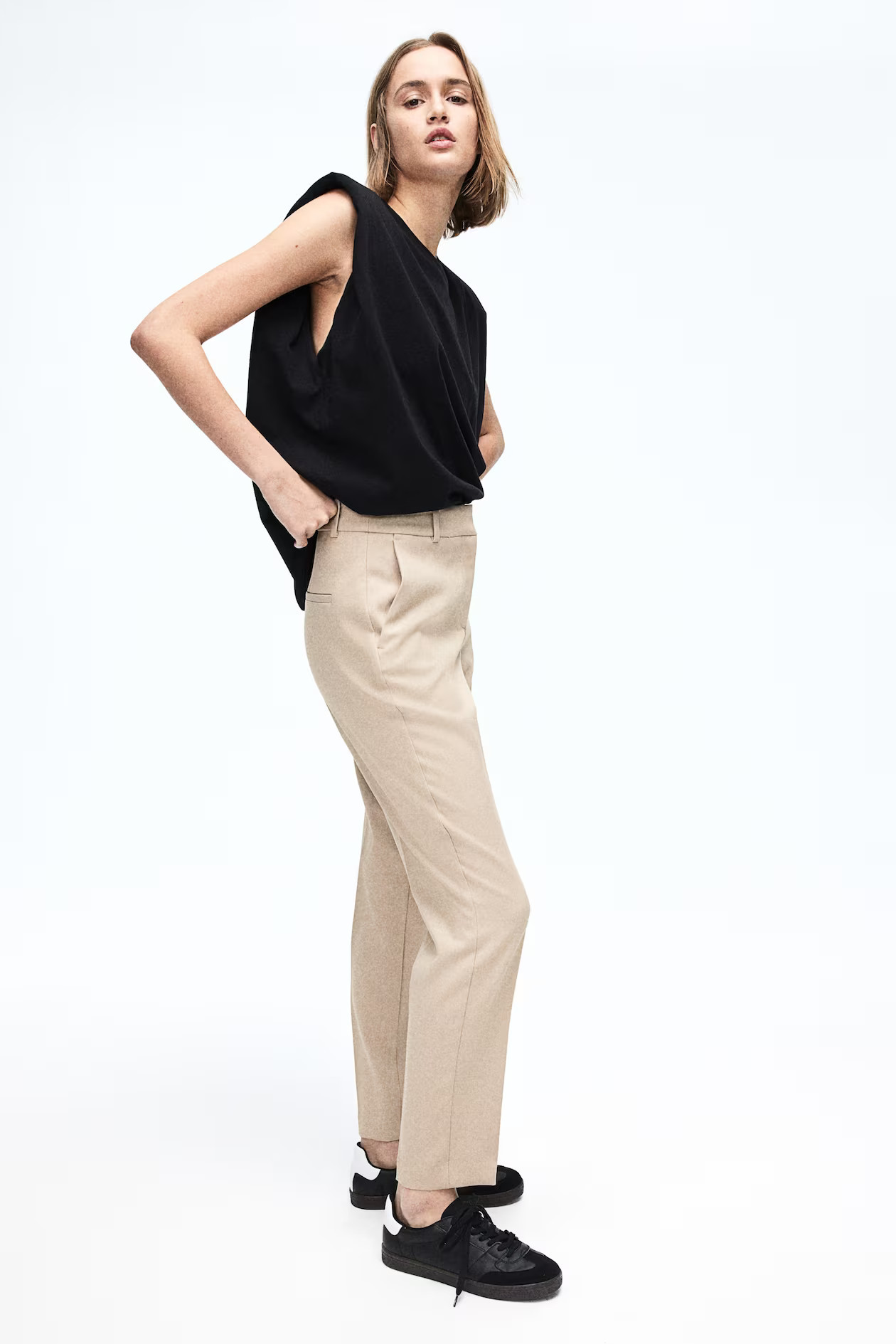 Slacks - Normale Bundhöhe - 7/8-Länge - Beige - Ladies | H&M AT | H&M (DE, AT, CH, NL, FI)