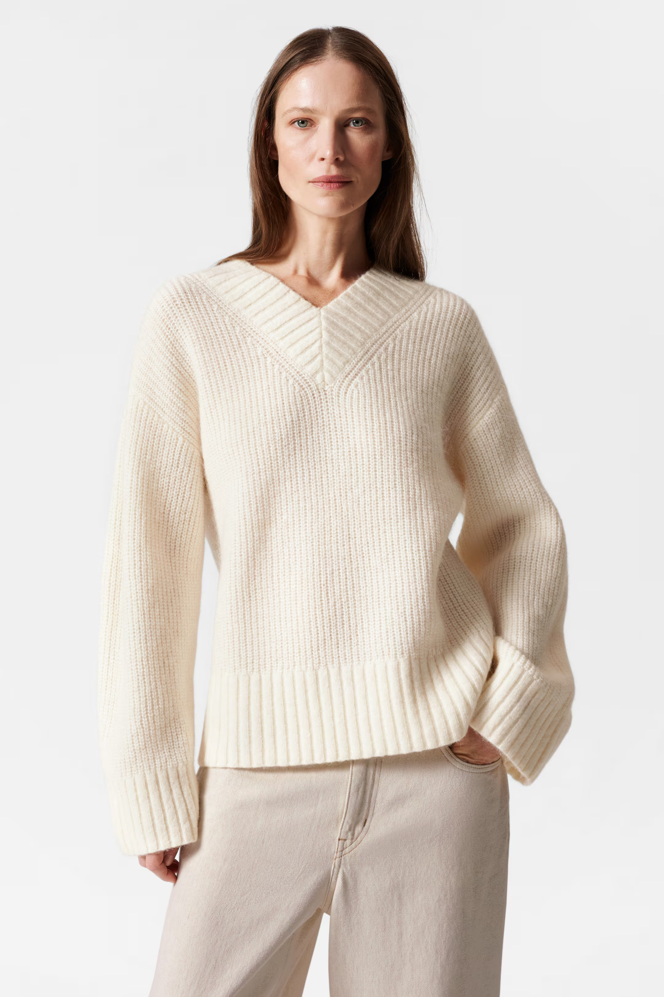 Flauschiger Strickpullover | H&M (DE, AT, CH, NL, FI)