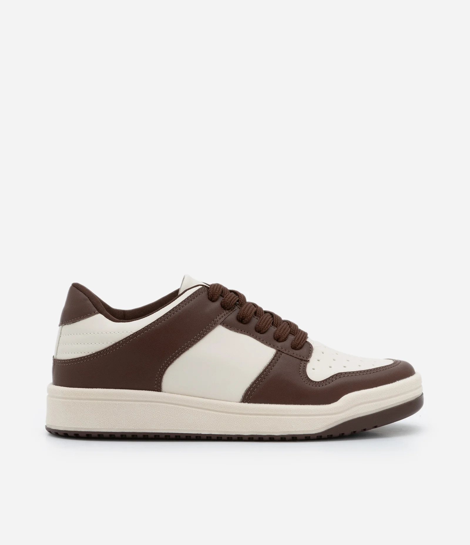 Tênis Street em PU com Recortes Contrastantes Marrom - Lojas Renner | Renner (BR)