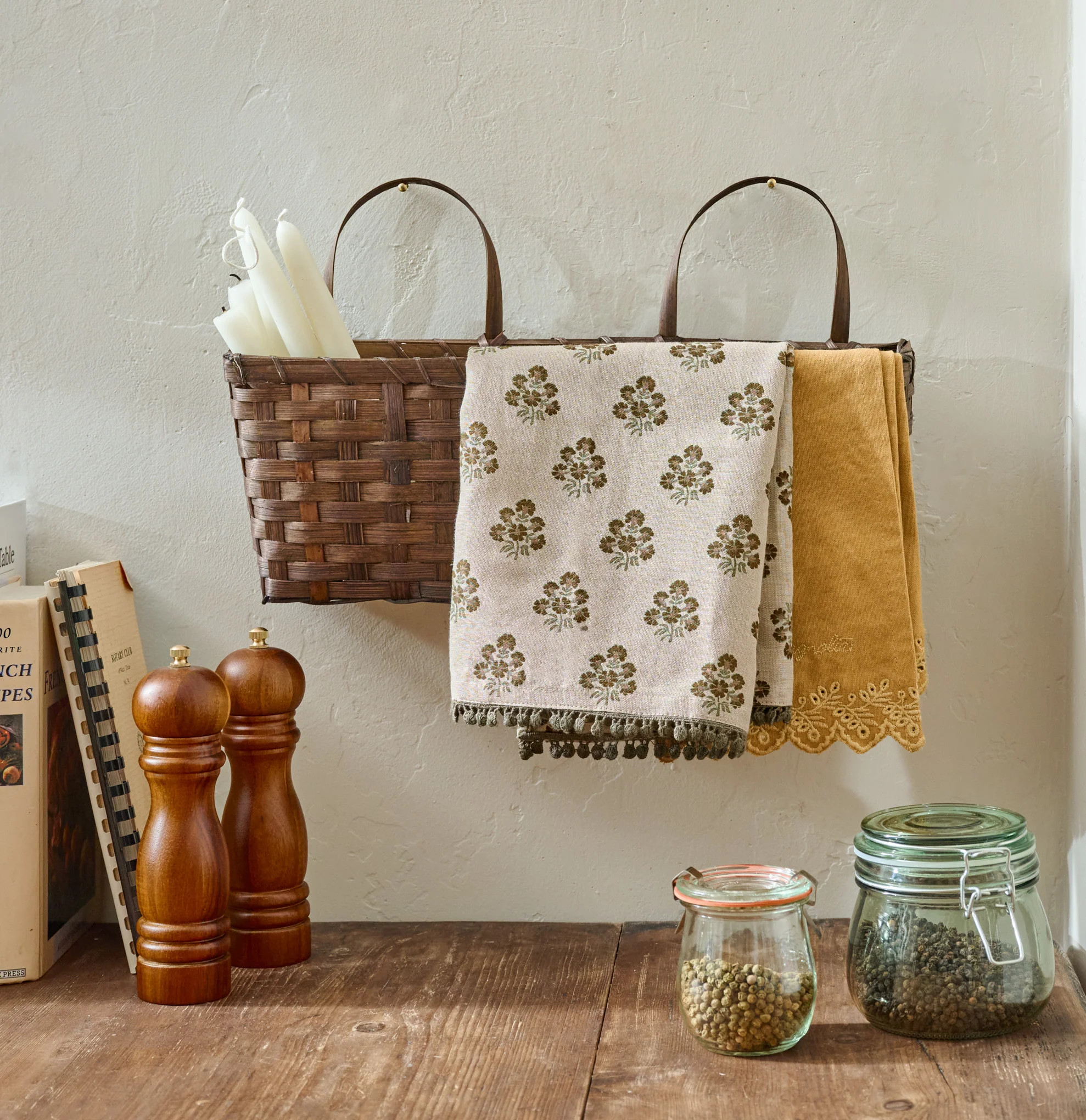 Damian Woven Wall Basket | Magnolia