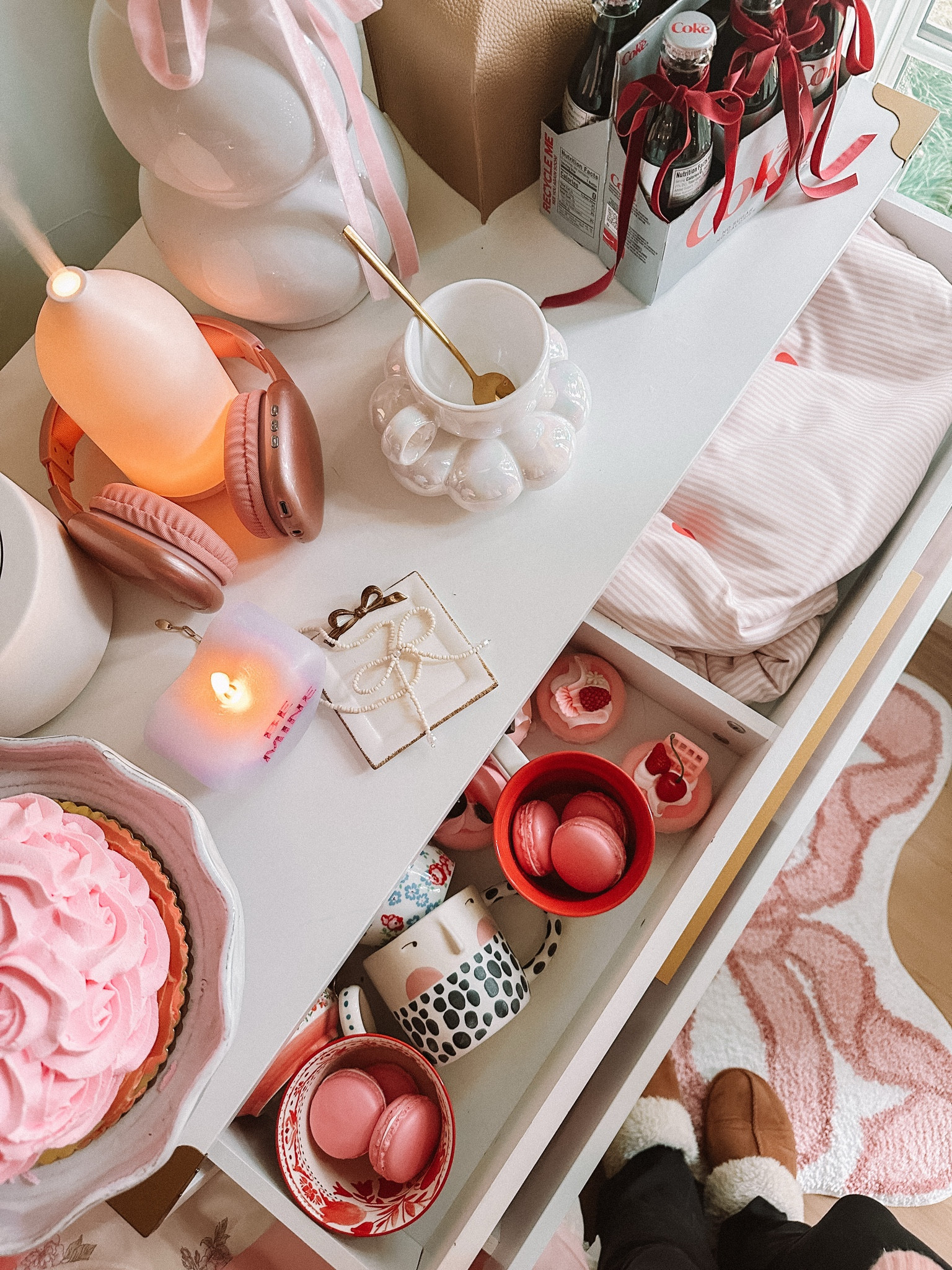 Girls night in #valentine

#LTKHome #LTKSeasonal #LTKStyleTip