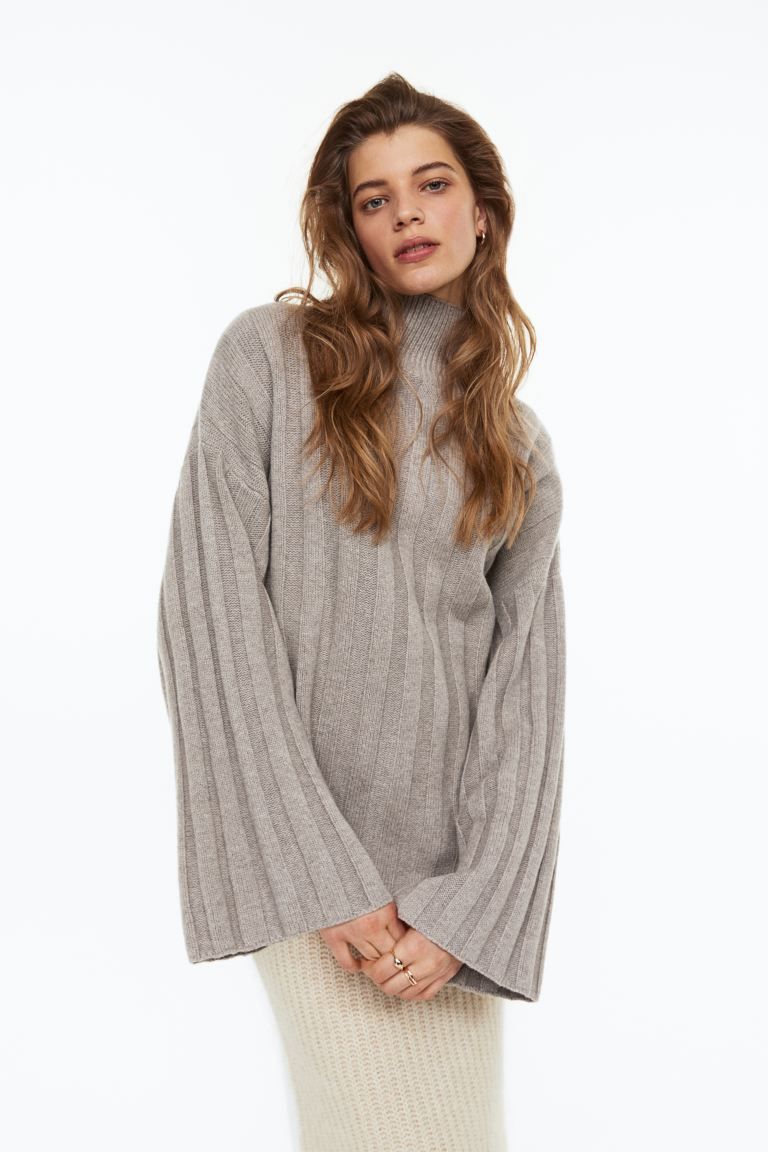 Oversized wool jumper | H&M (UK, MY, IN, SG, PH, TW, HK)