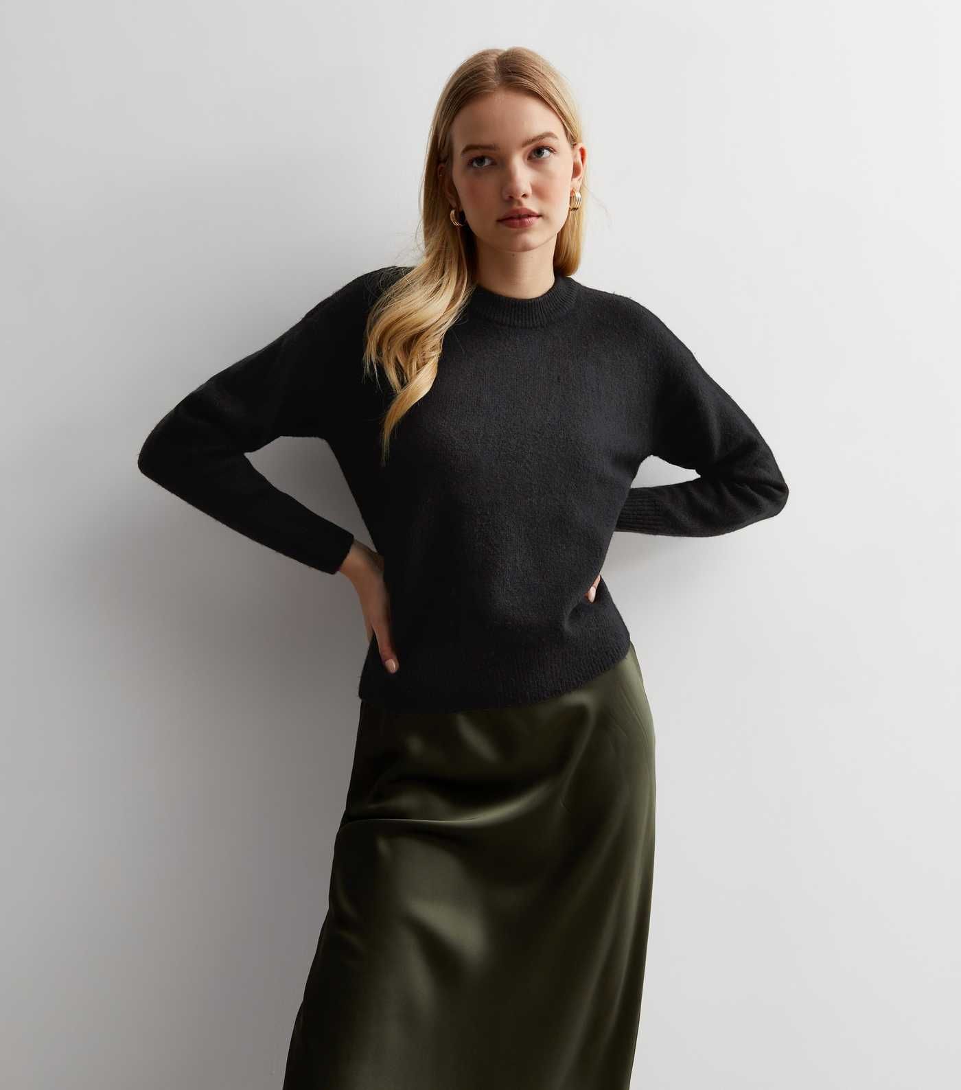 Black Knit Crew Neck Jumper
						
						Add to Saved Items
						Remove from Saved Items | New Look (UK)