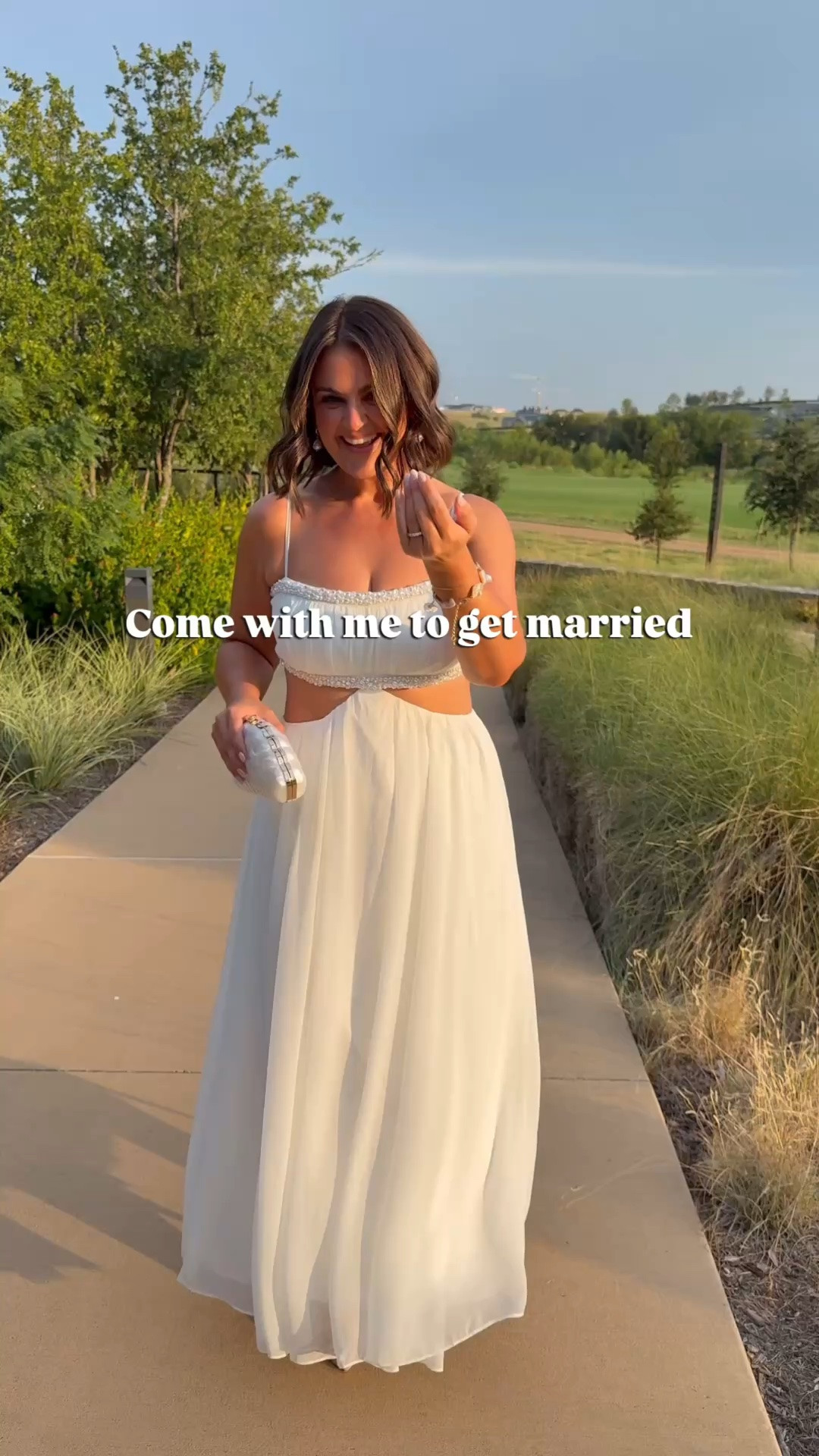 Dress, large (could’ve sized down to a medium)

White dress, summer dress, bridal shower, bridal party, wedding shower, Abercrombie, midsize @abercrombie

#LTKWedding #LTKMidsize #LTKCon